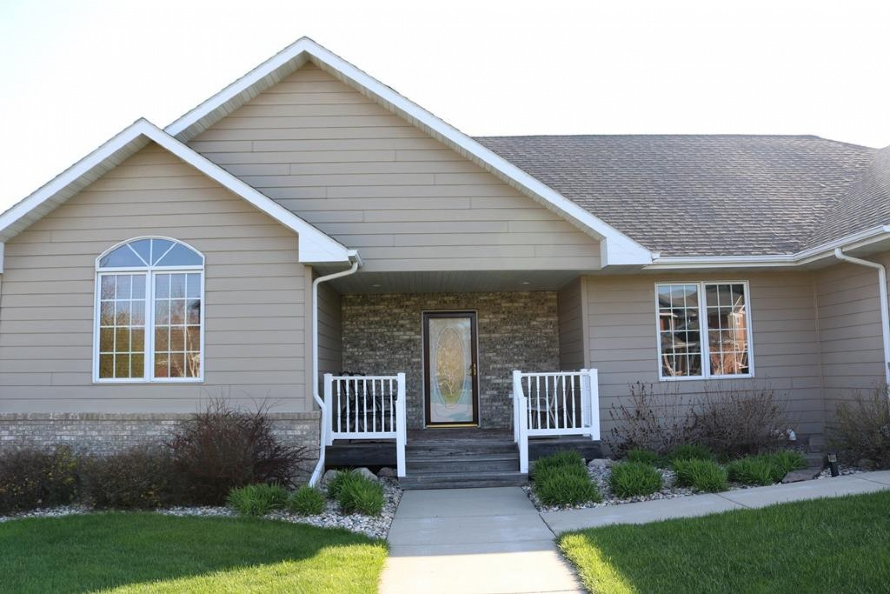 851 Regency Court, Brookings, SD 57006