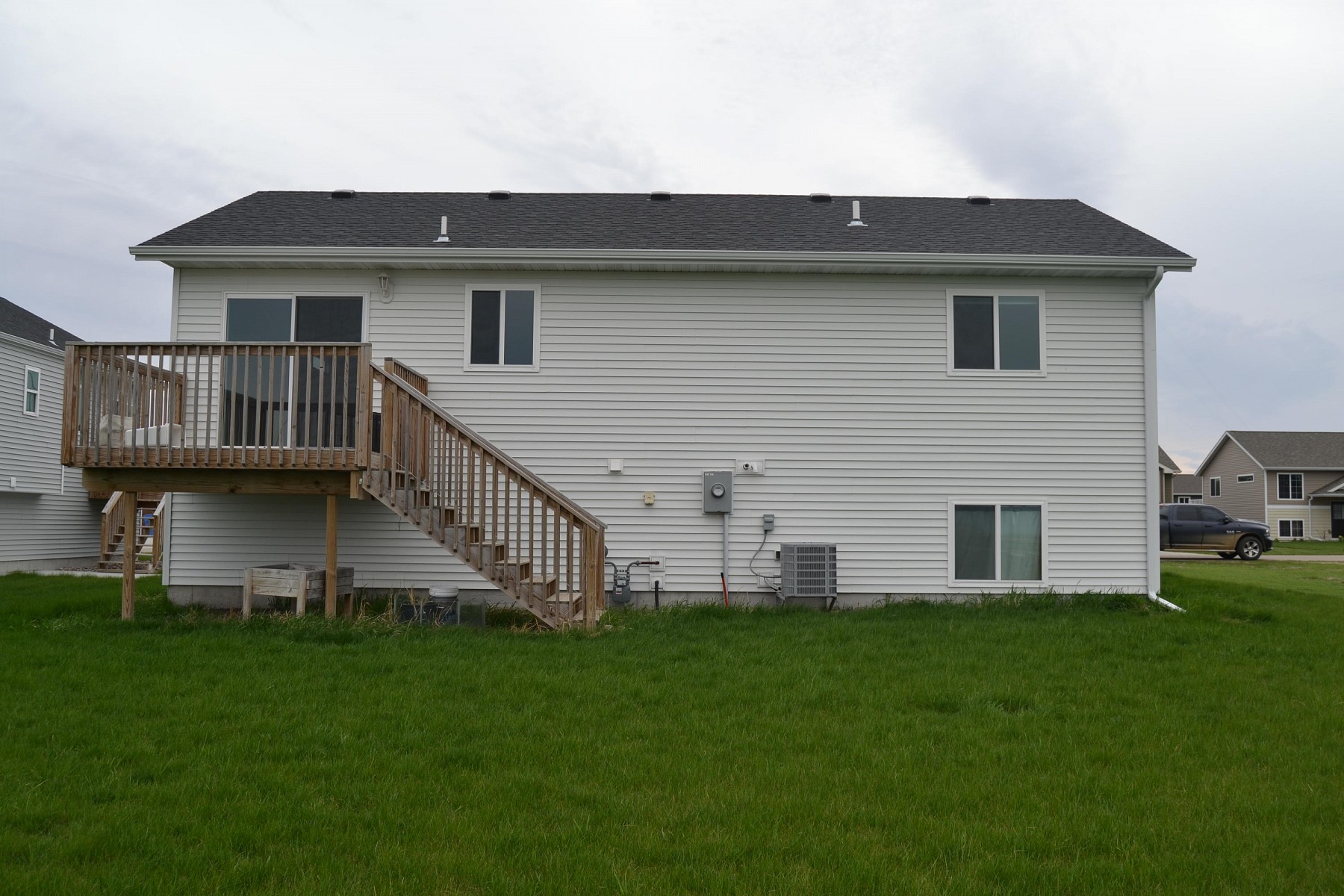 201 Lindsay Drive, Aurora, SD 57002