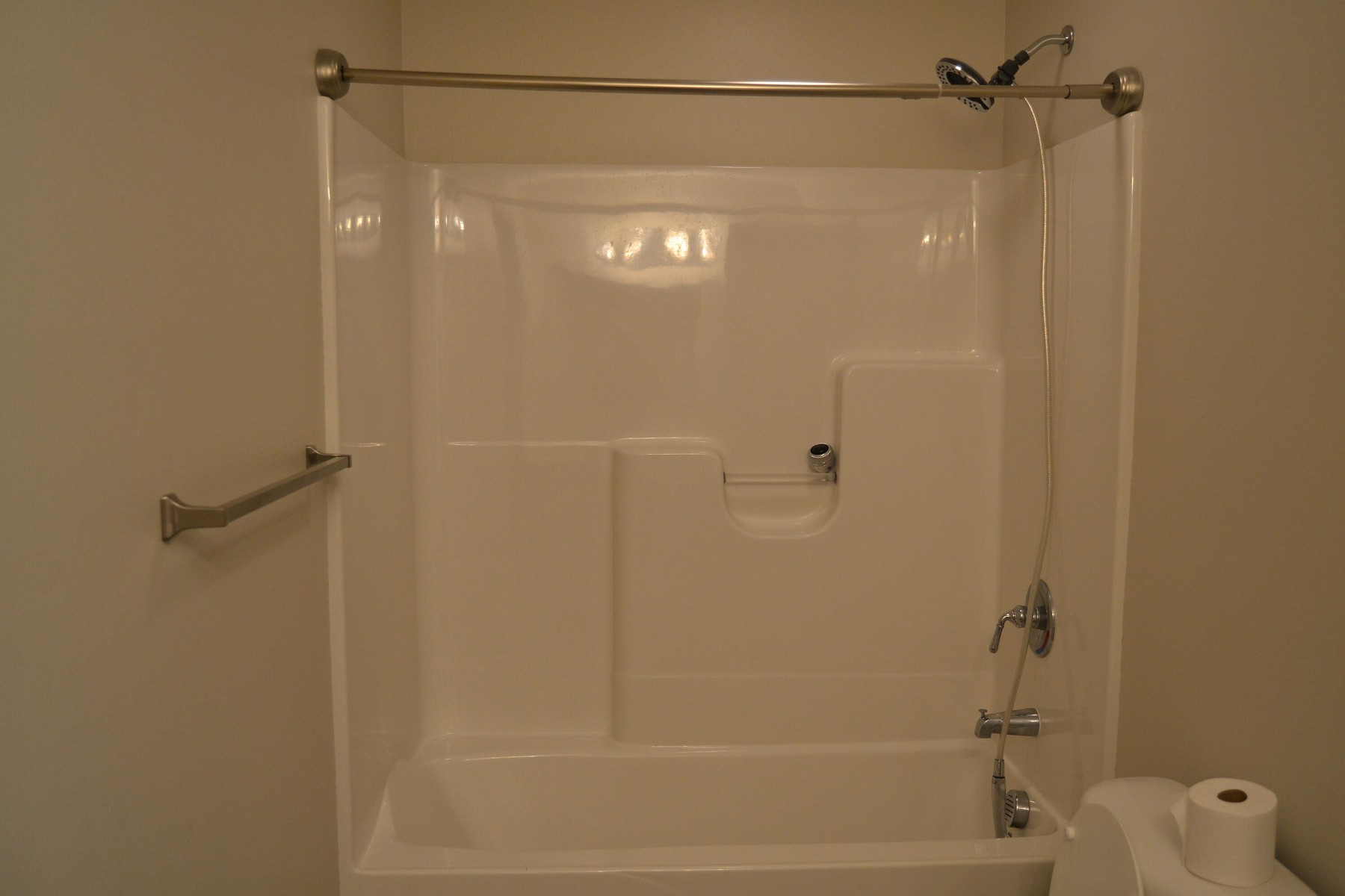 201 Lindsay Drive, Aurora, SD 57002