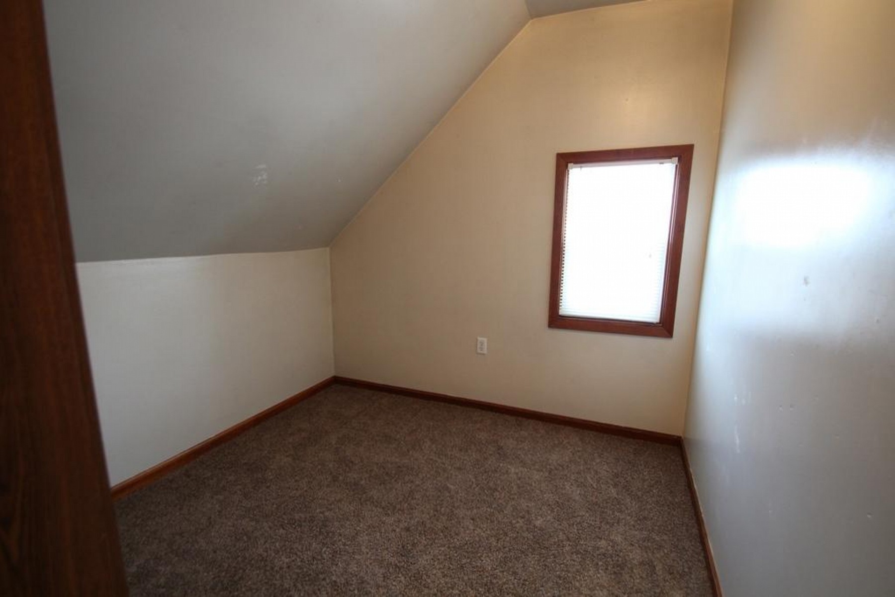 539 JAY Street, Bruce, SD 57220