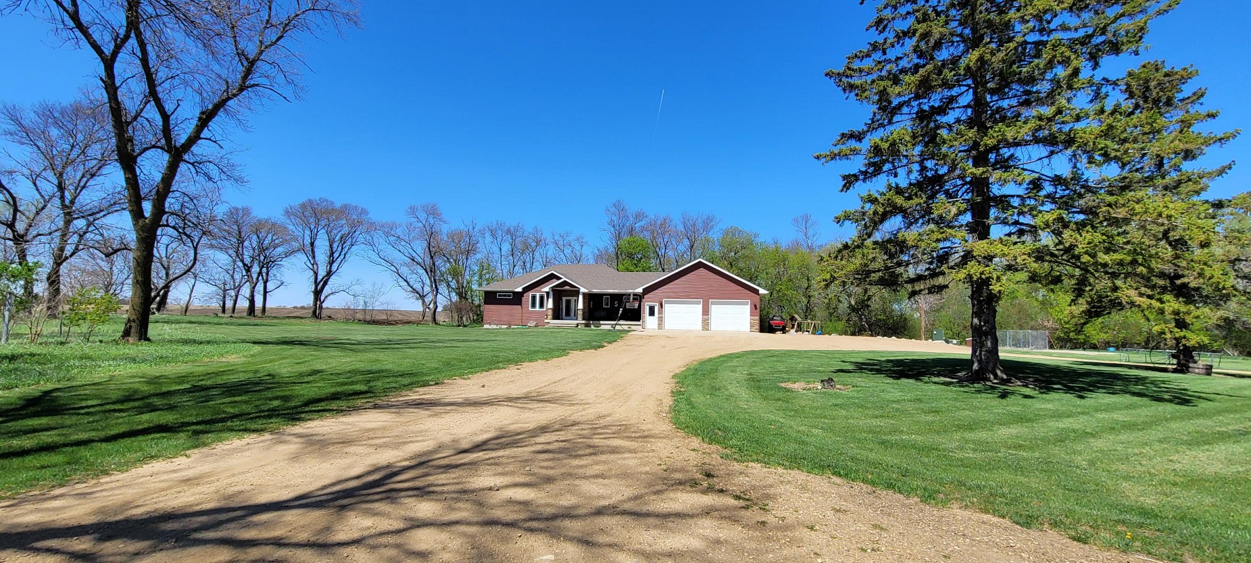 46196 215th Street, Volga, SD 57071