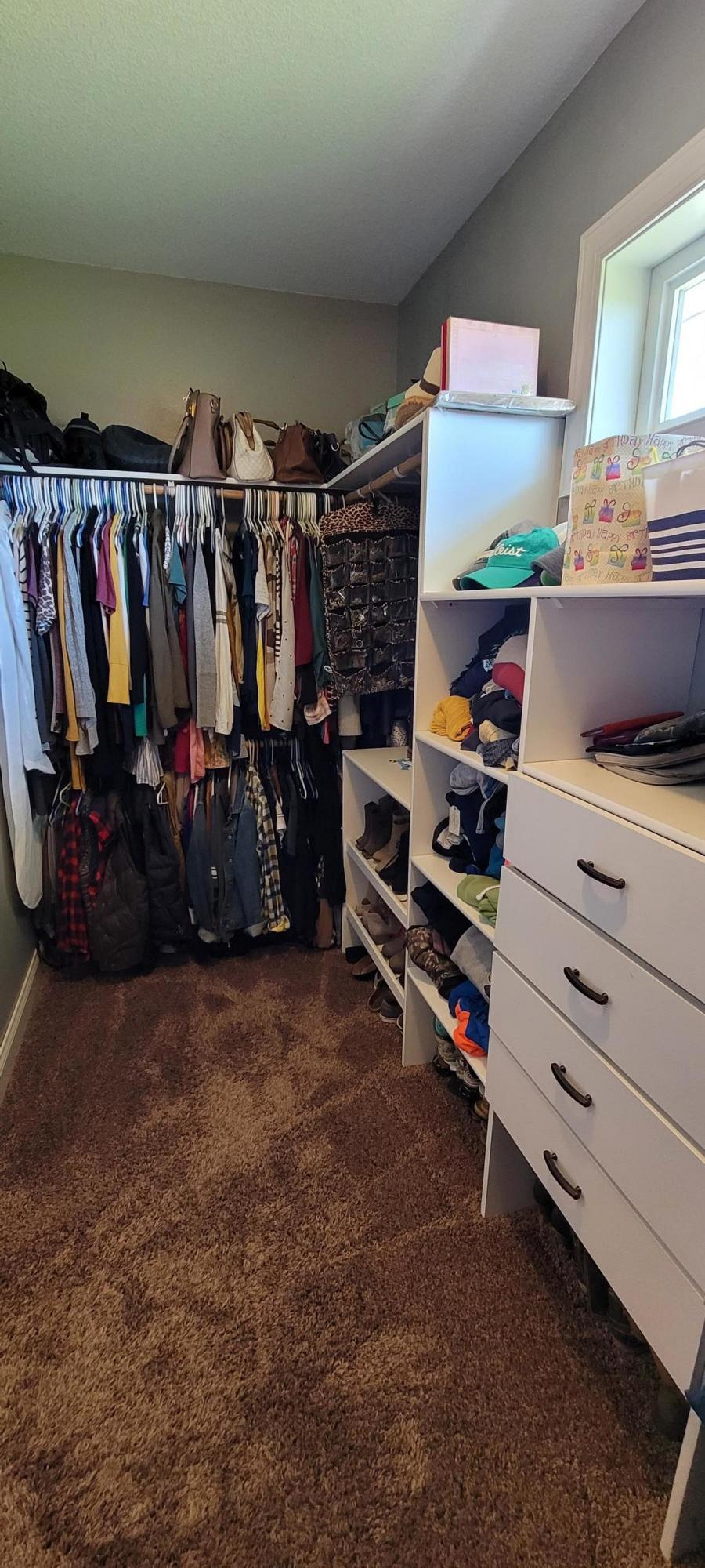 46196 215th Street, Volga, SD 57071