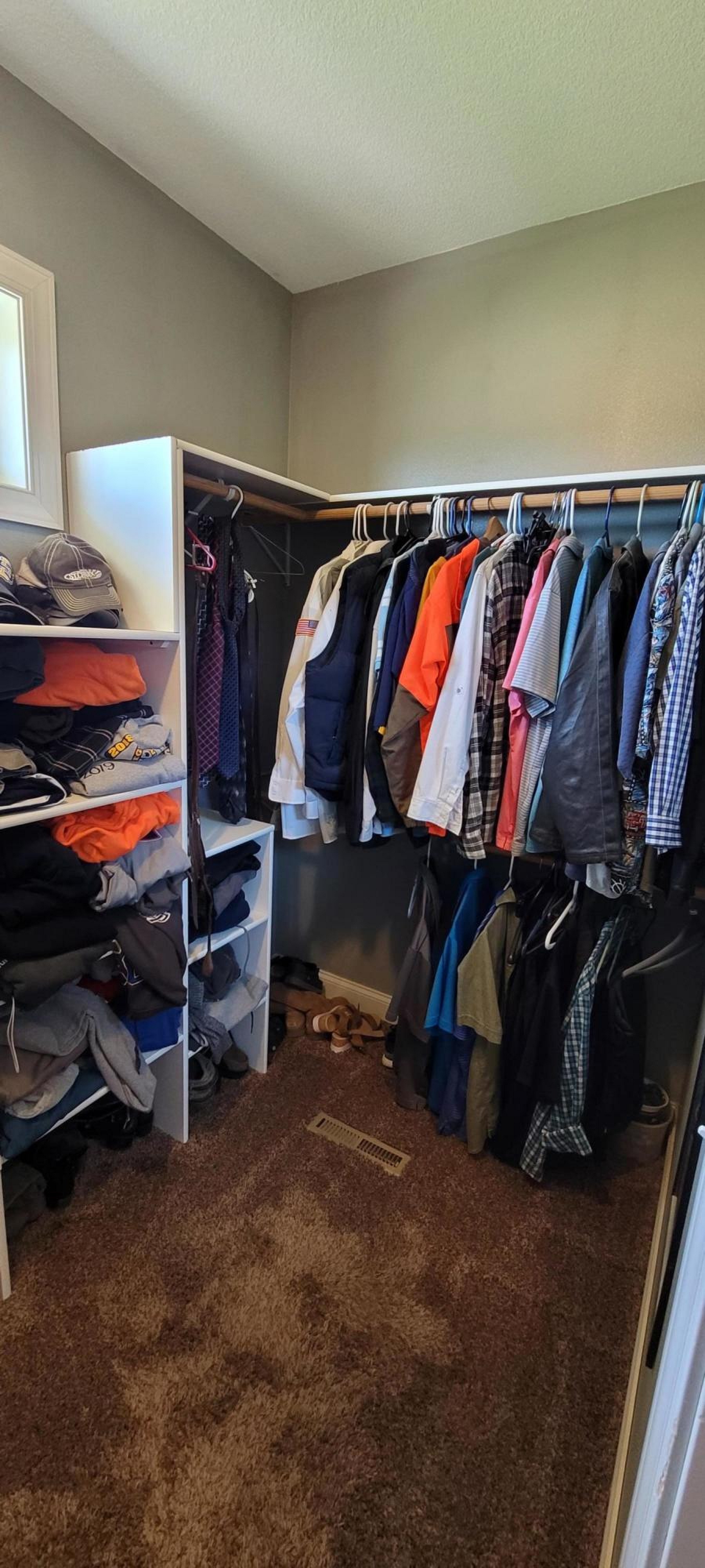 46196 215th Street, Volga, SD 57071