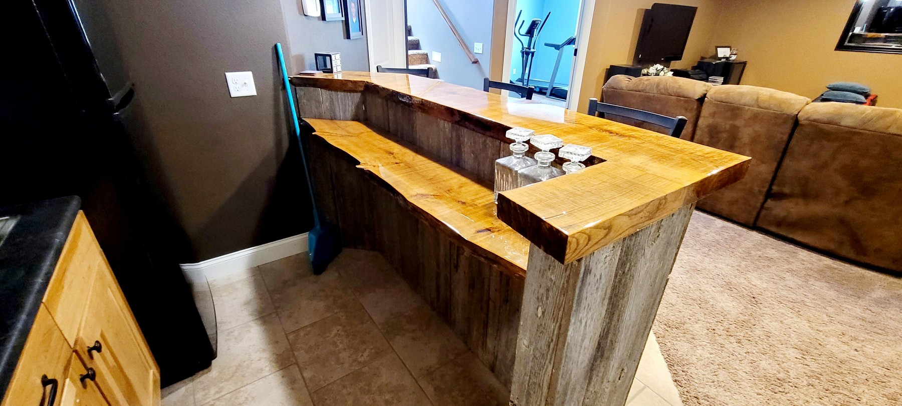 46196 215th Street, Volga, SD 57071