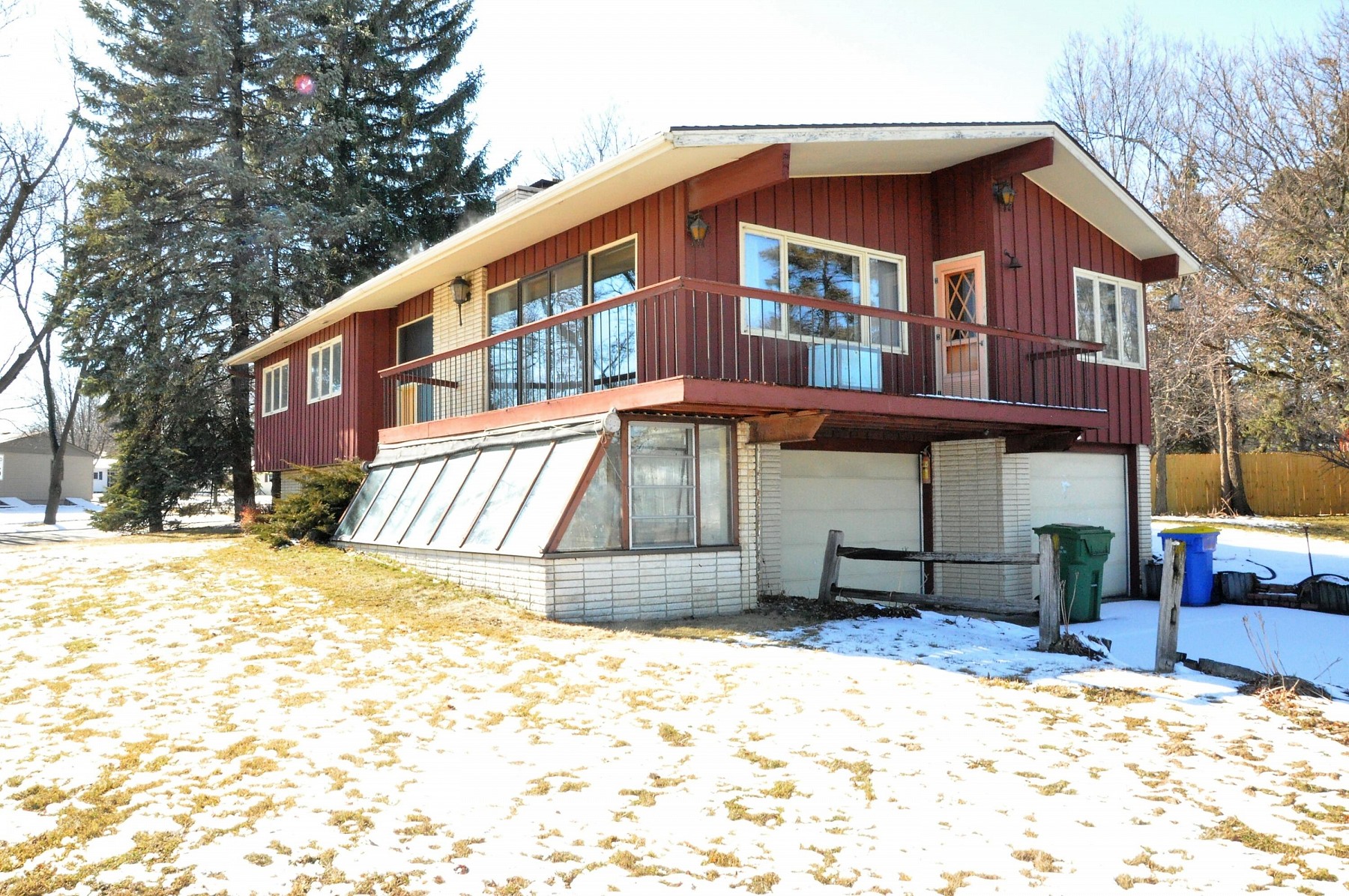 2135 Elmwood Drive, Brookings, SD 57006