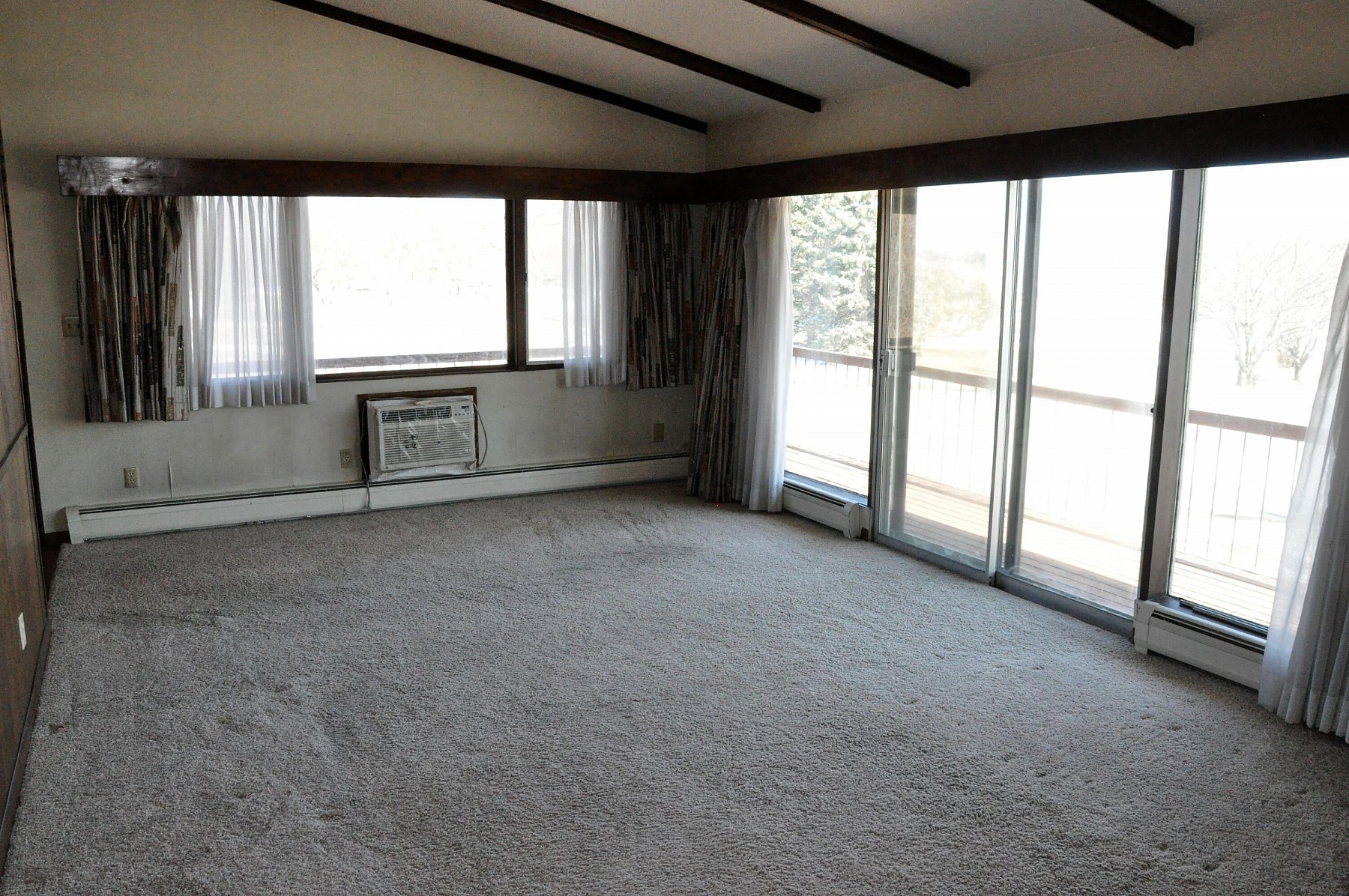 2135 Elmwood Drive, Brookings, SD 57006