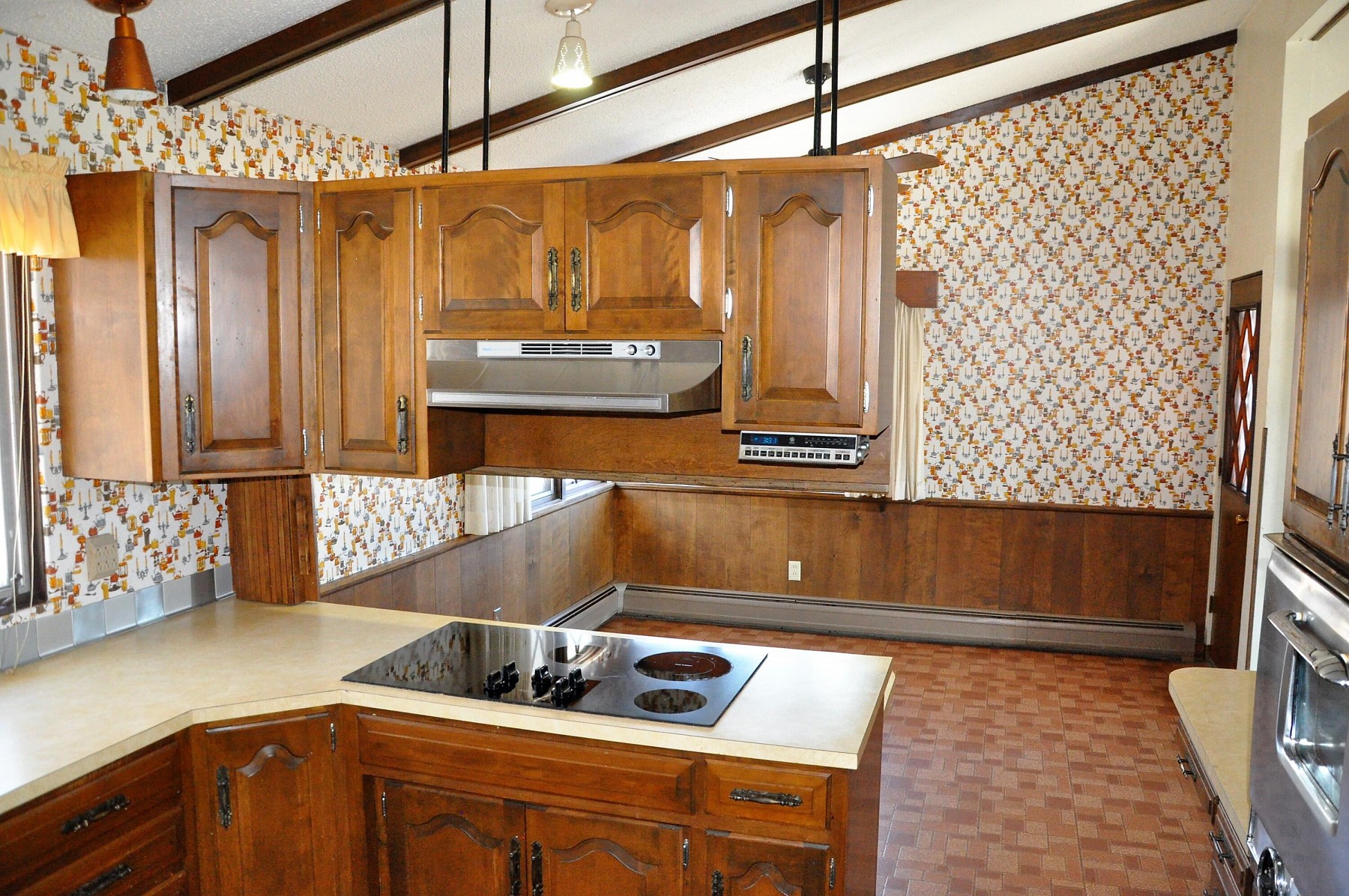 2135 Elmwood Drive, Brookings, SD 57006