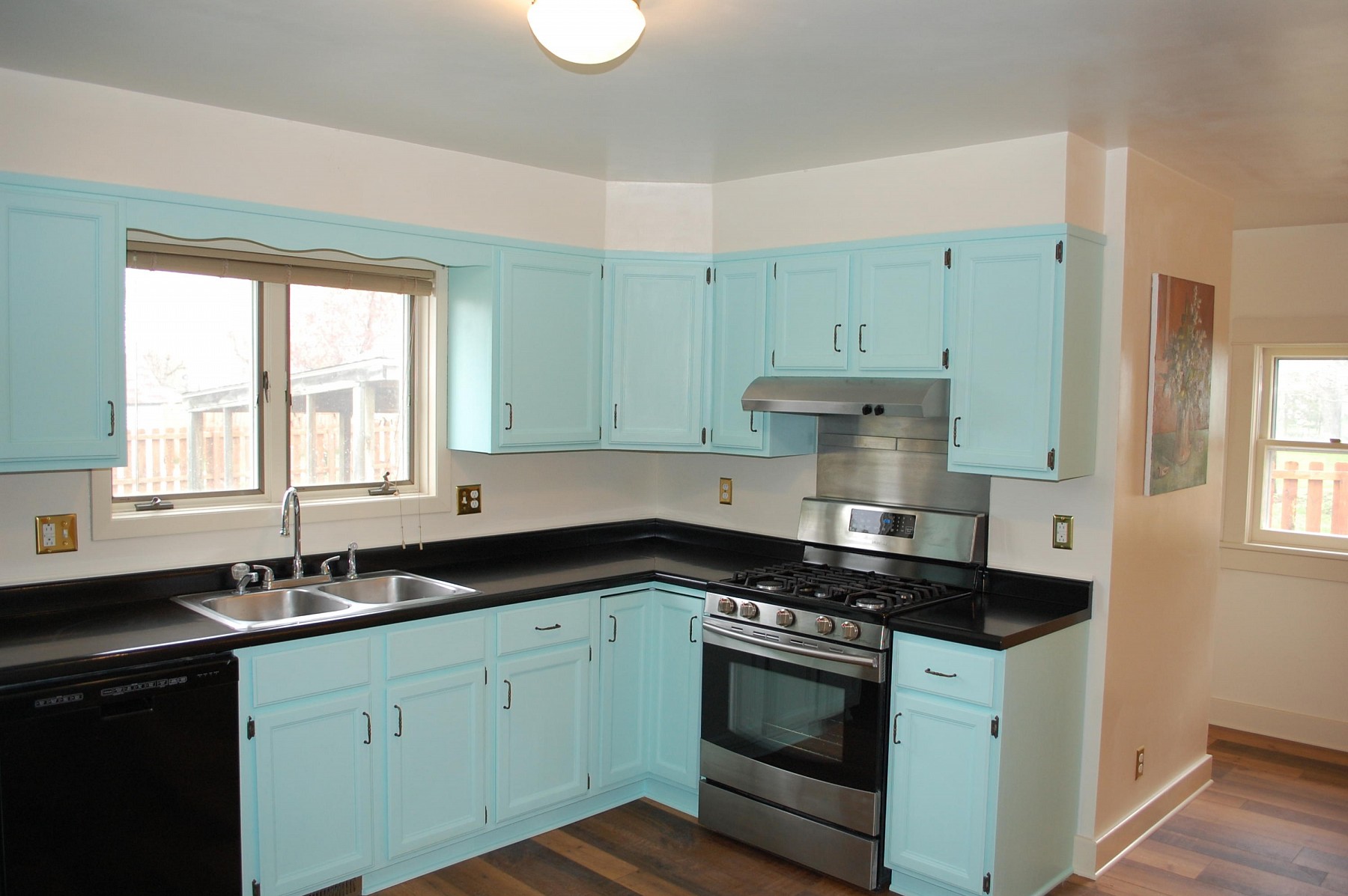 116 1st Avenue, Flandreau, SD 57028