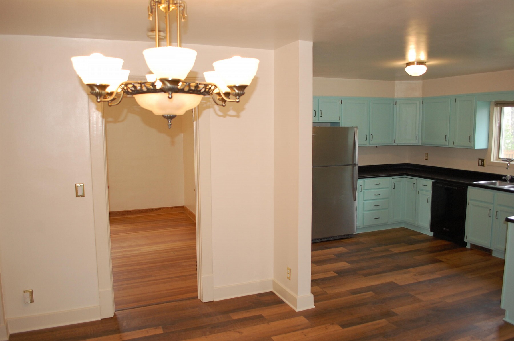 116 1st Avenue, Flandreau, SD 57028