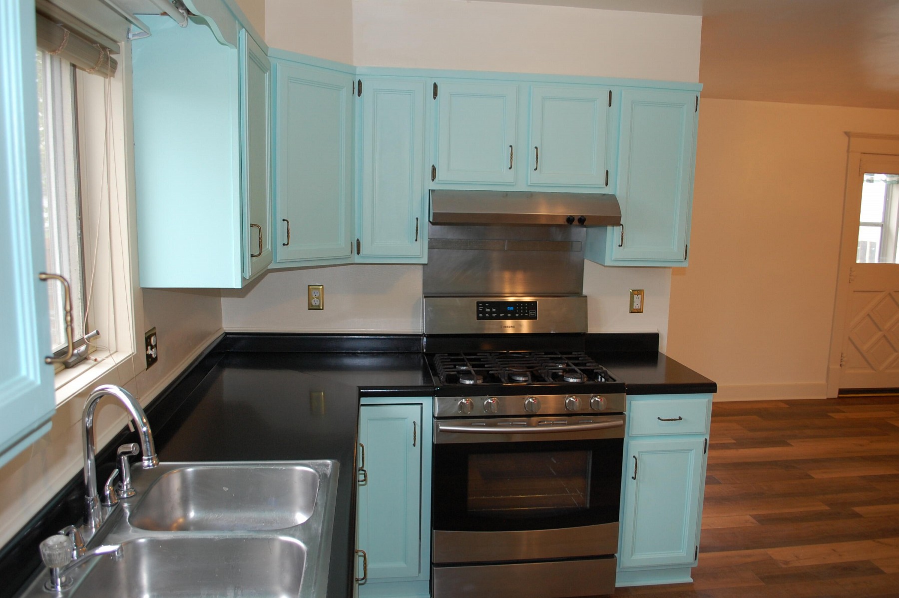 116 1st Avenue, Flandreau, SD 57028