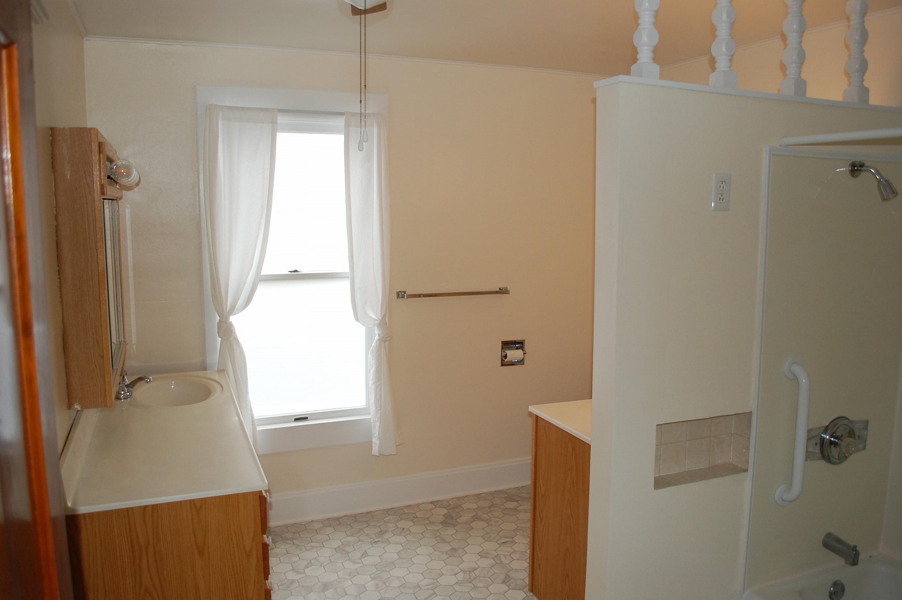 116 1st Avenue, Flandreau, SD 57028