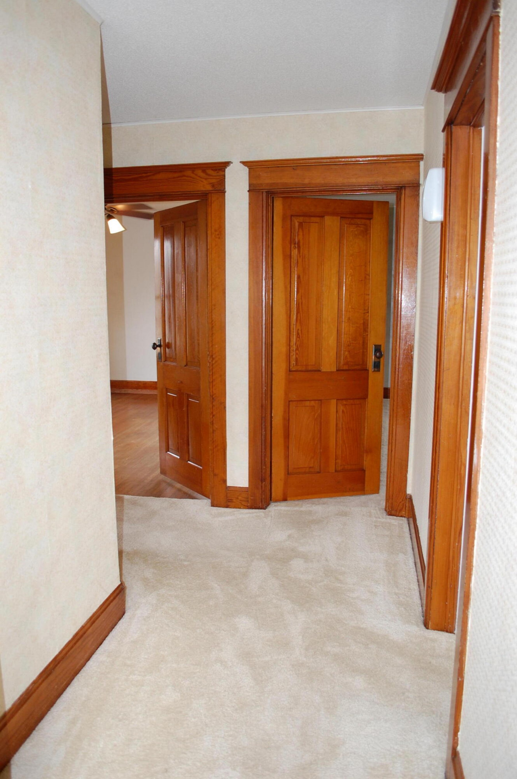 116 1st Avenue, Flandreau, SD 57028