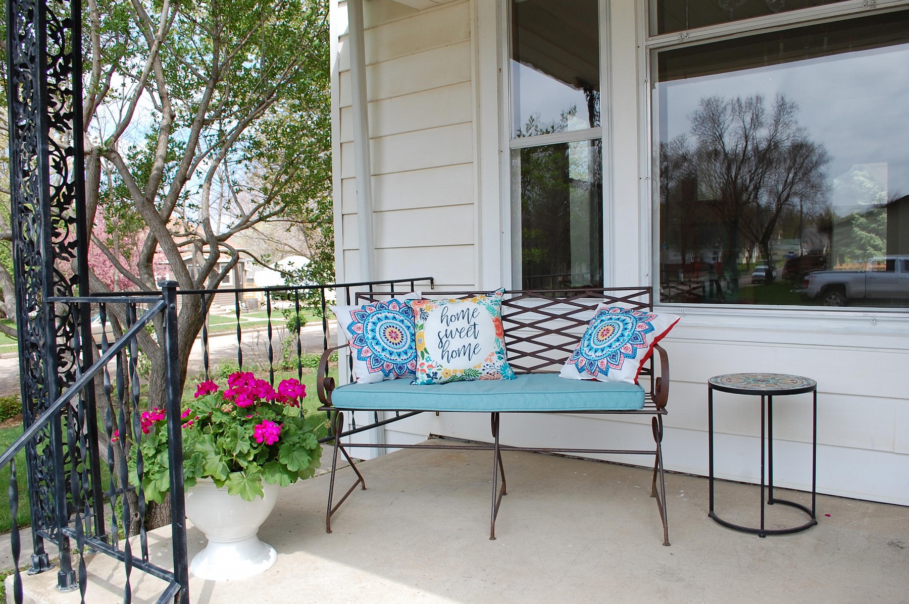 116 1st Avenue, Flandreau, SD 57028