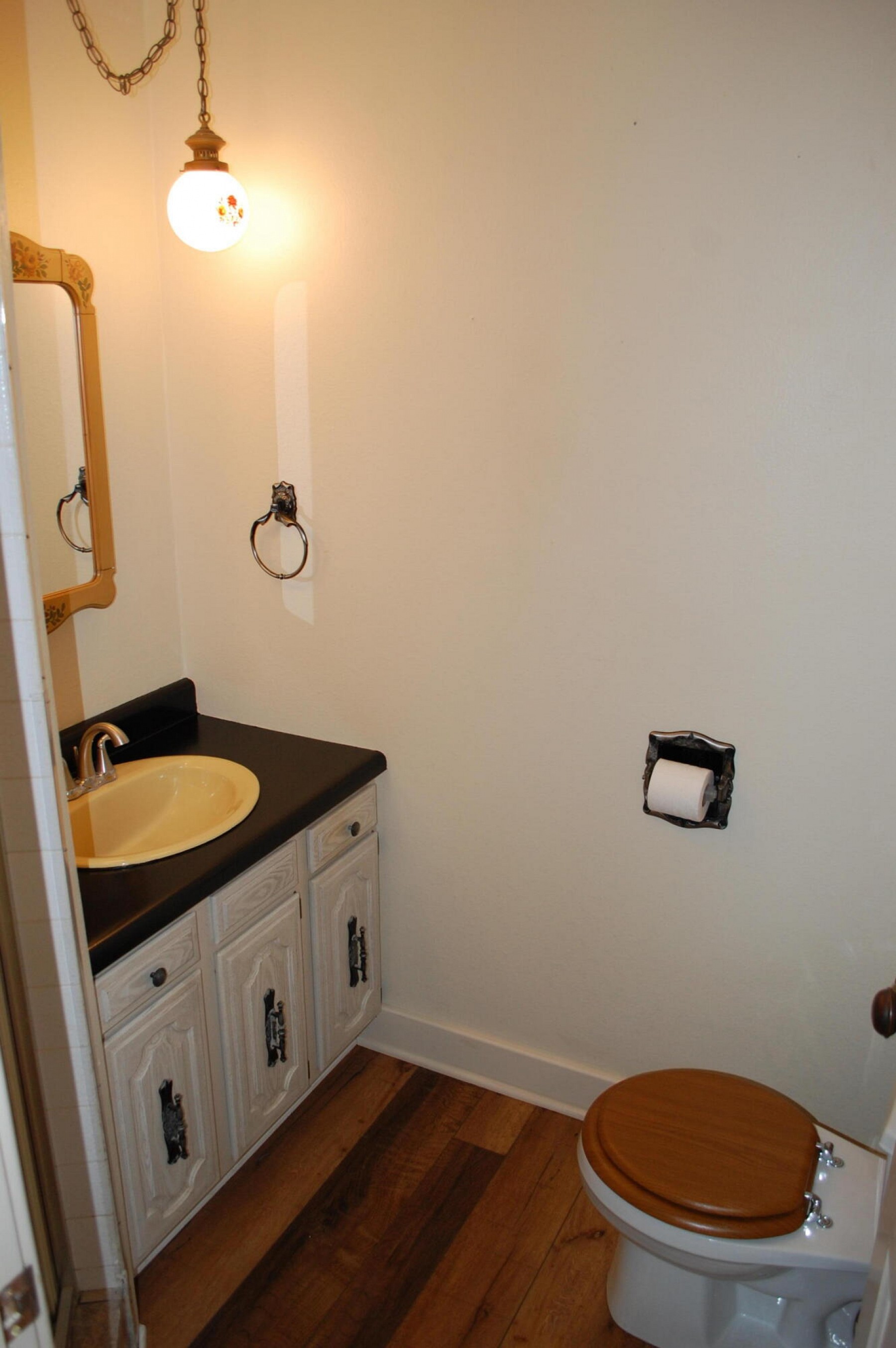 116 1st Avenue, Flandreau, SD 57028