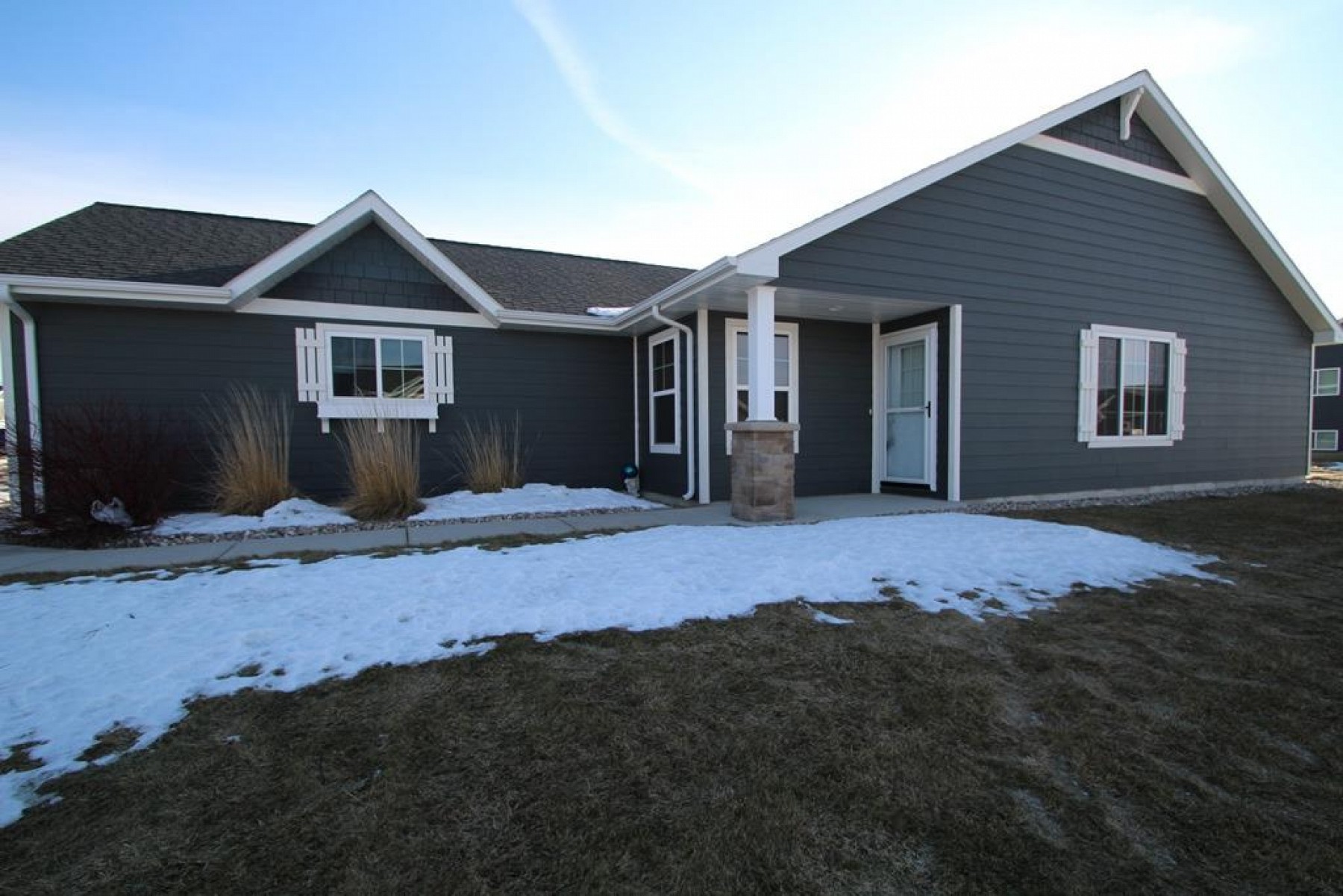 727 NAPA VALLEY Street, Brookings, SD 57006
