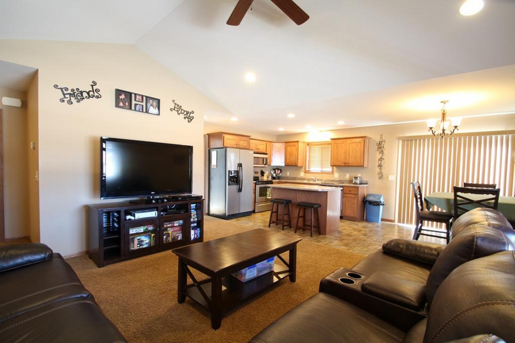 727 NAPA VALLEY Street, Brookings, SD 57006