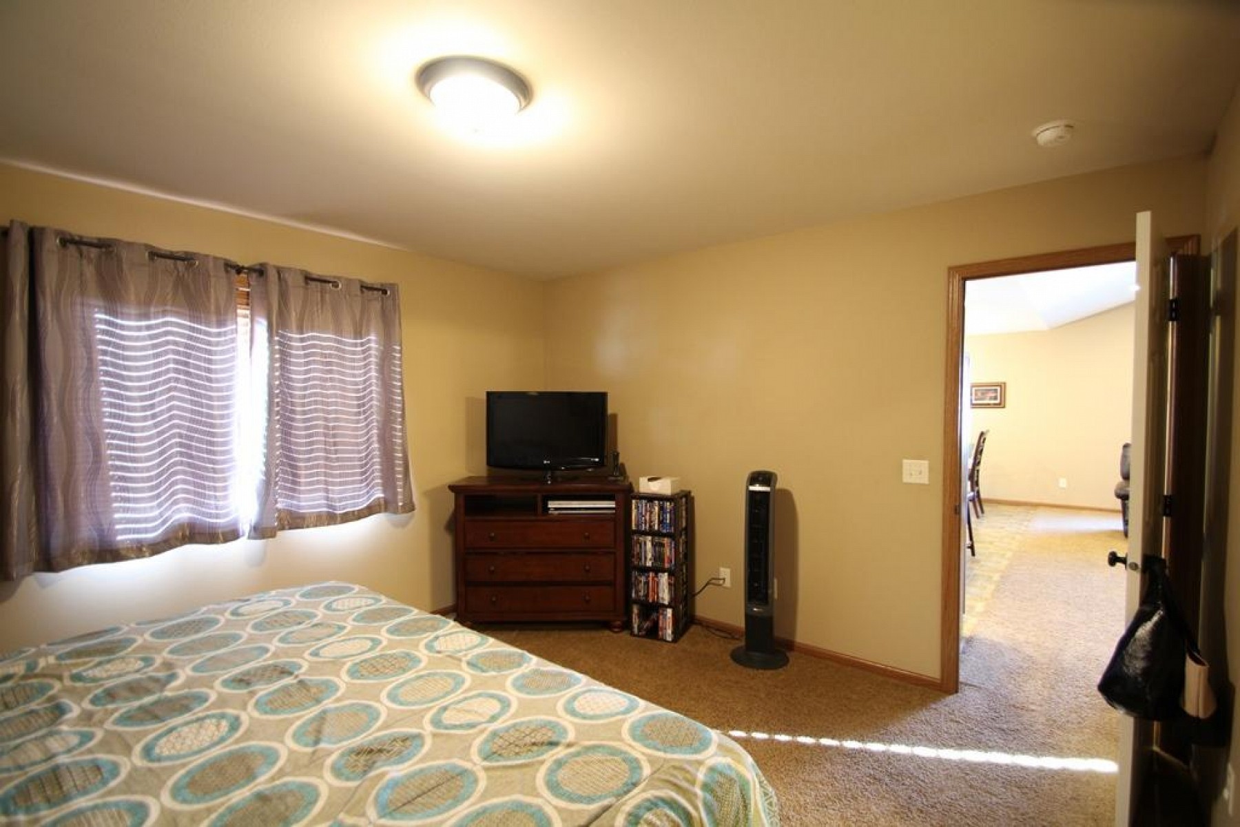 727 NAPA VALLEY Street, Brookings, SD 57006