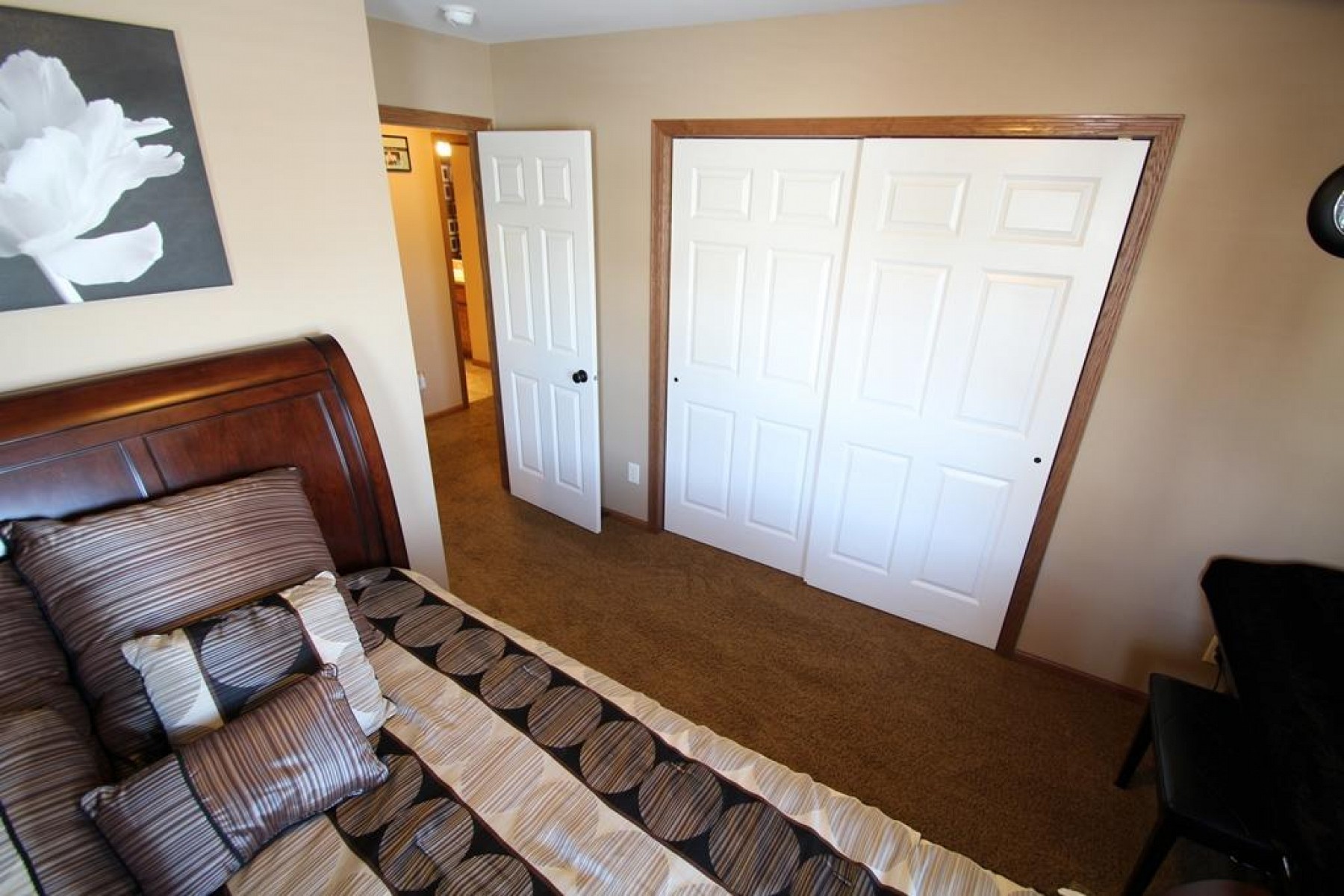 727 NAPA VALLEY Street, Brookings, SD 57006