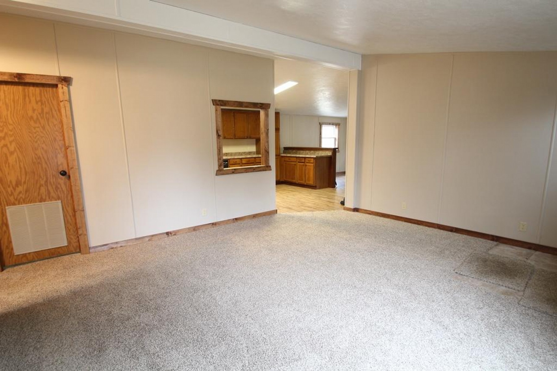 506 E, Brookings, SD 57006