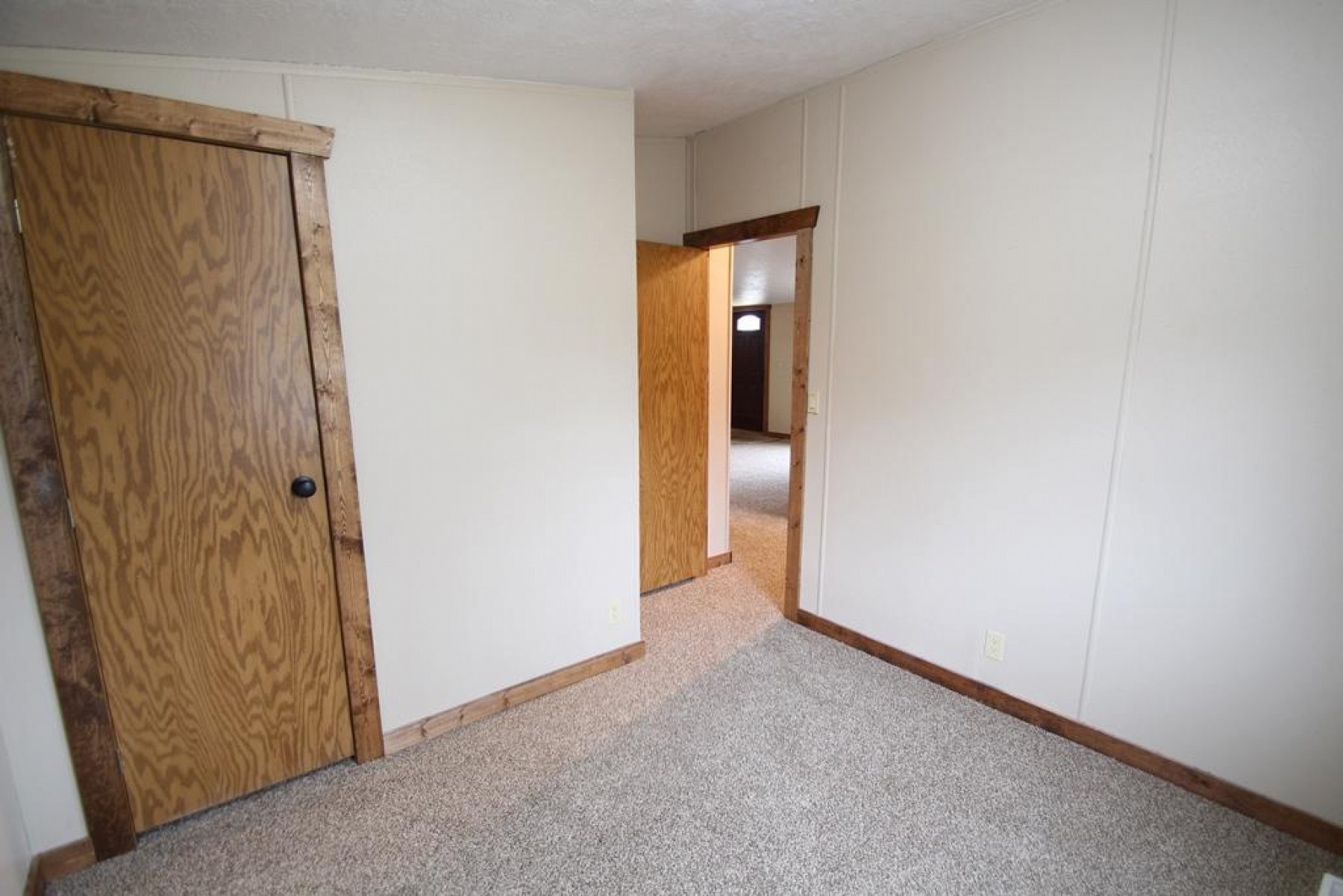 506 E, Brookings, SD 57006