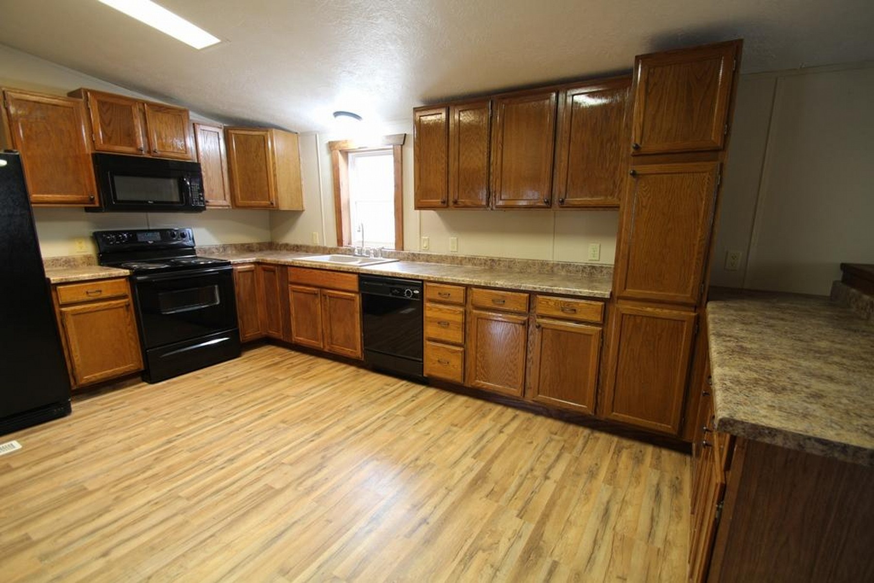 506 E, Brookings, SD 57006