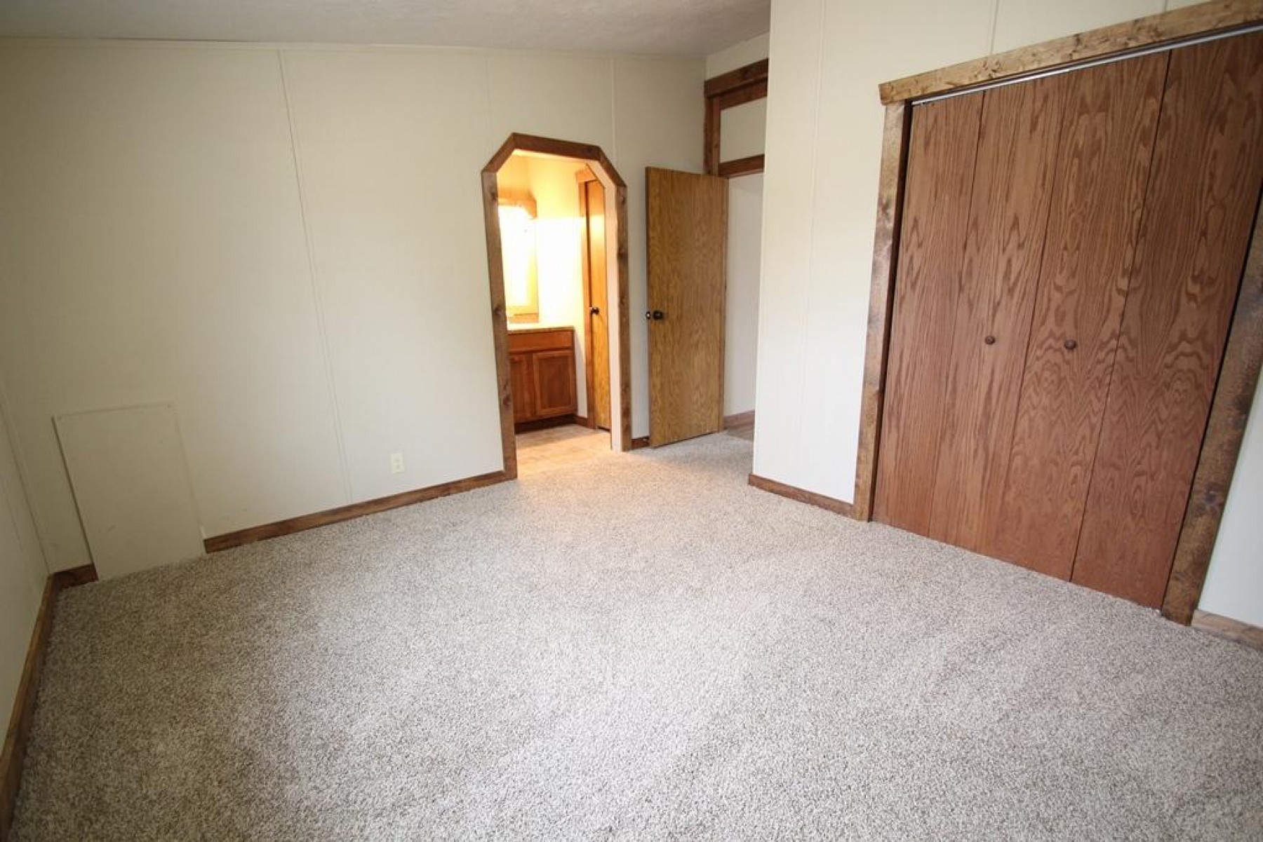 506 E, Brookings, SD 57006