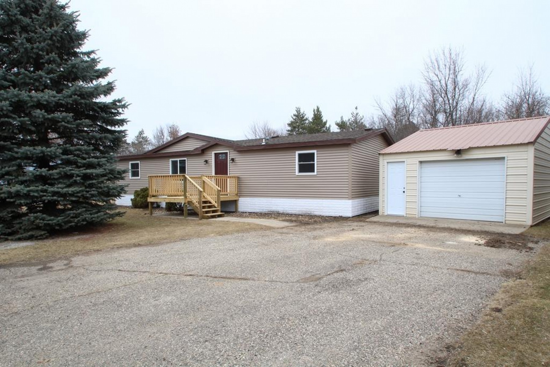 506 E, Brookings, SD 57006