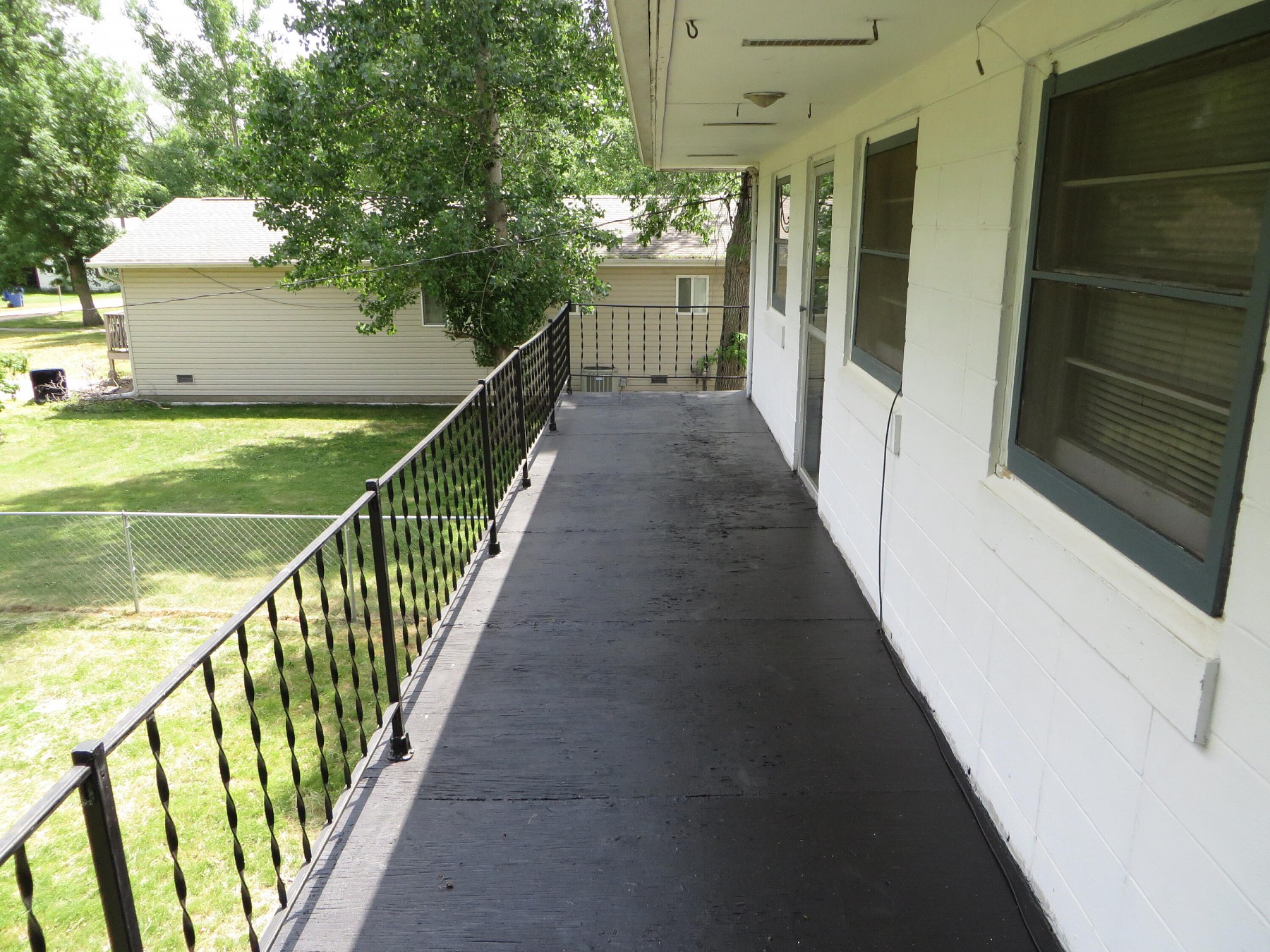 310 Fremont Avenue N, Lake Preston, SD 57249