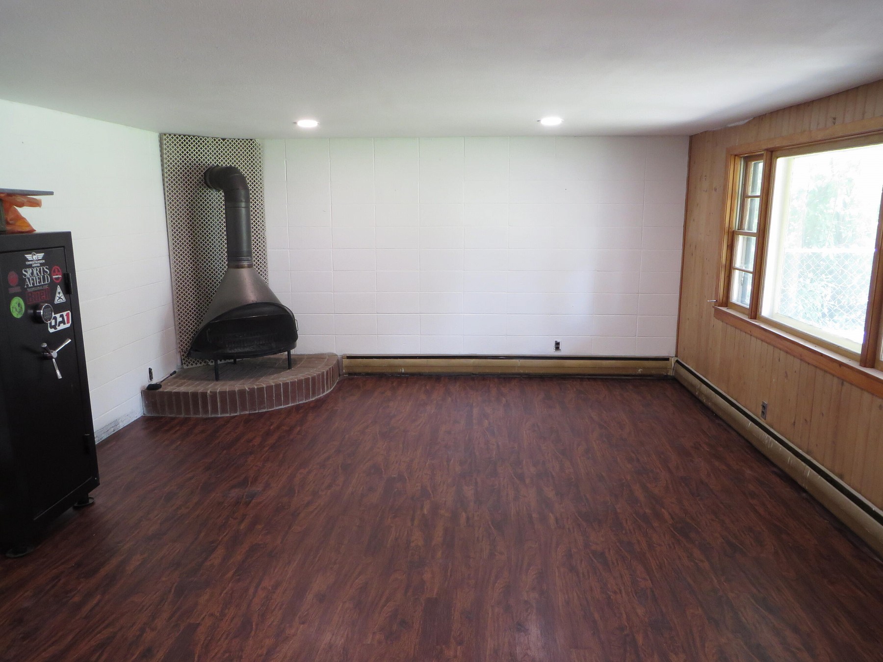 310 Fremont Avenue N, Lake Preston, SD 57249