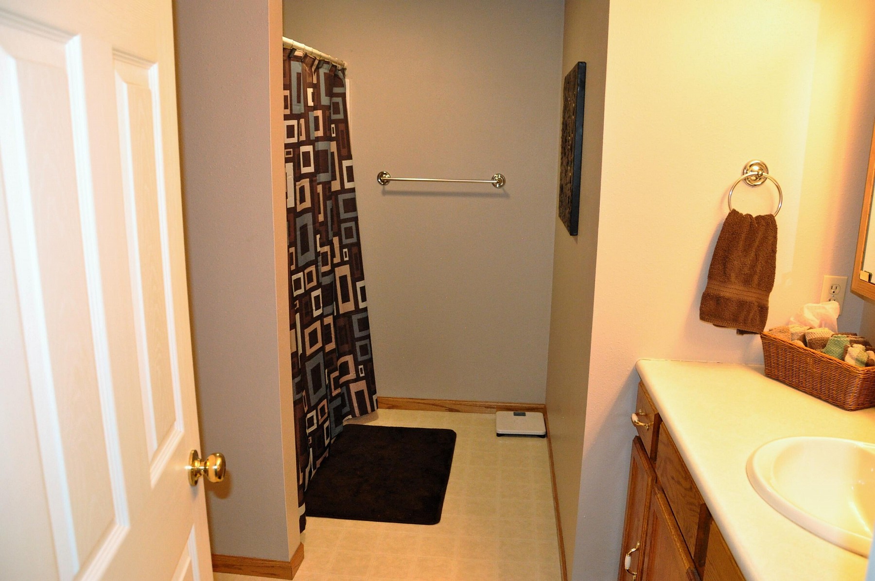 1004 Hammond Avenue, Brookings, SD 57006