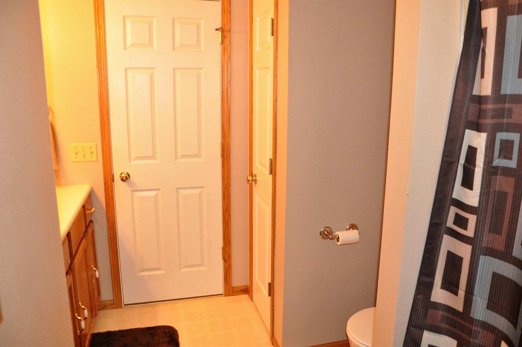 1004 Hammond Avenue, Brookings, SD 57006