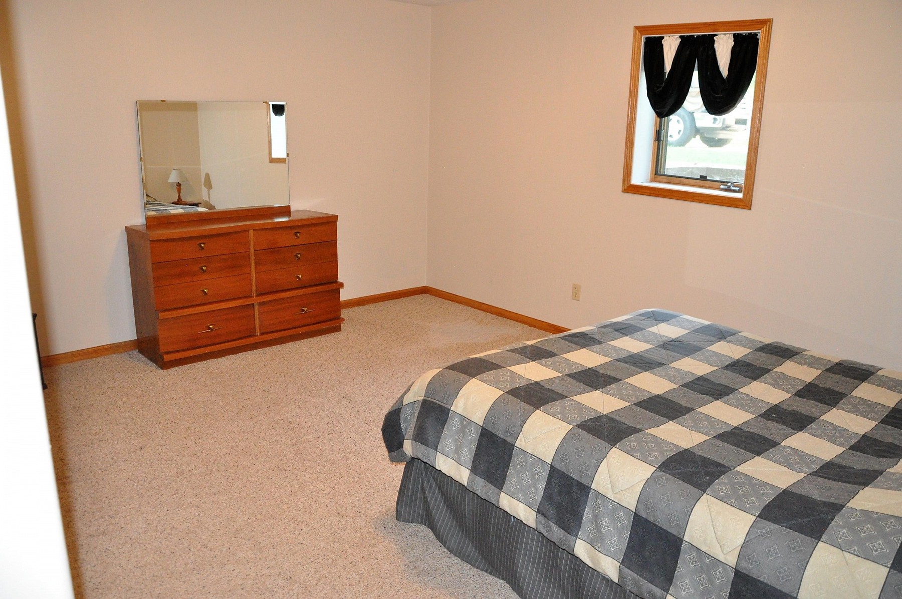 1004 Hammond Avenue, Brookings, SD 57006