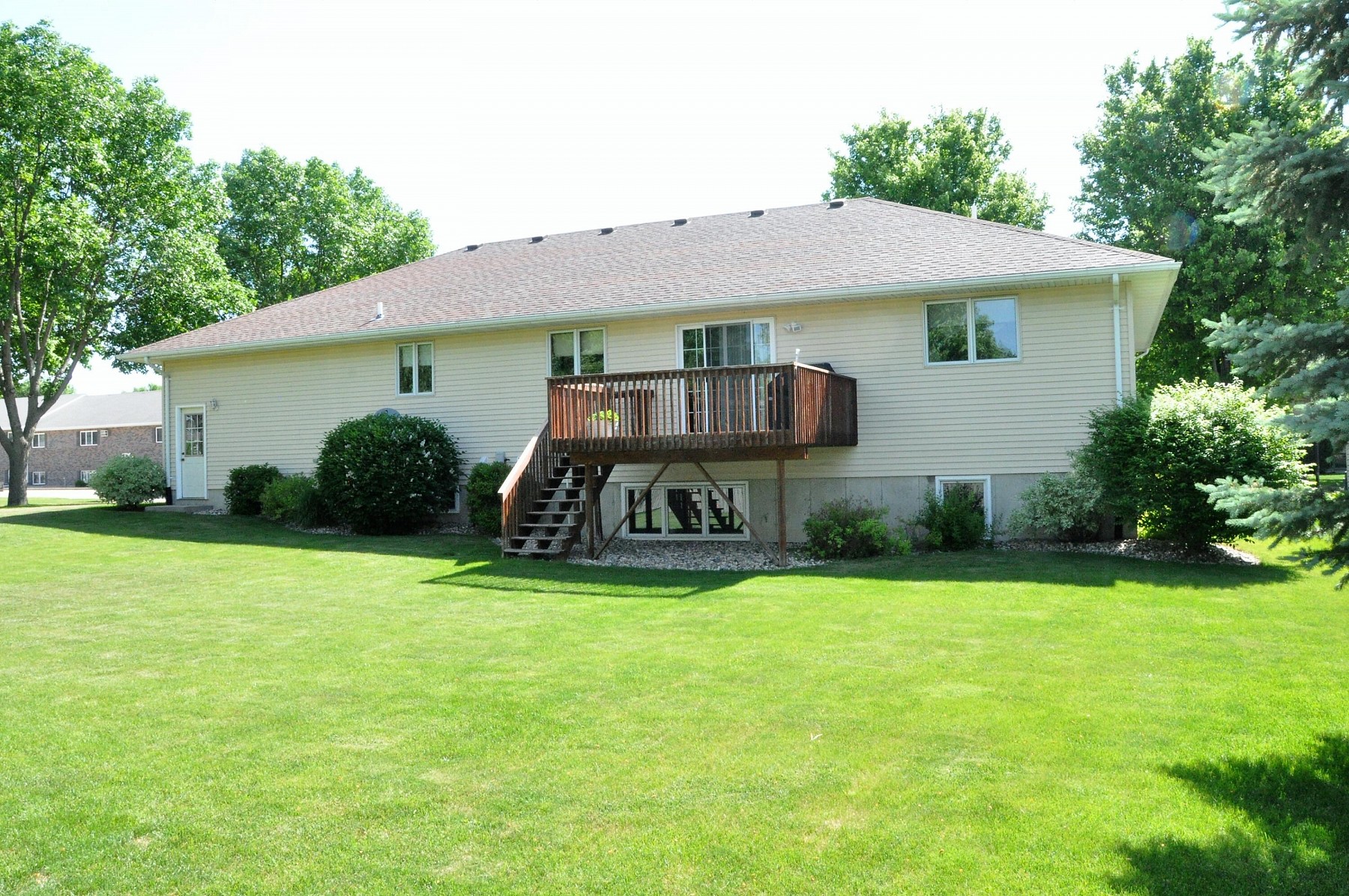 1004 Hammond Avenue, Brookings, SD 57006