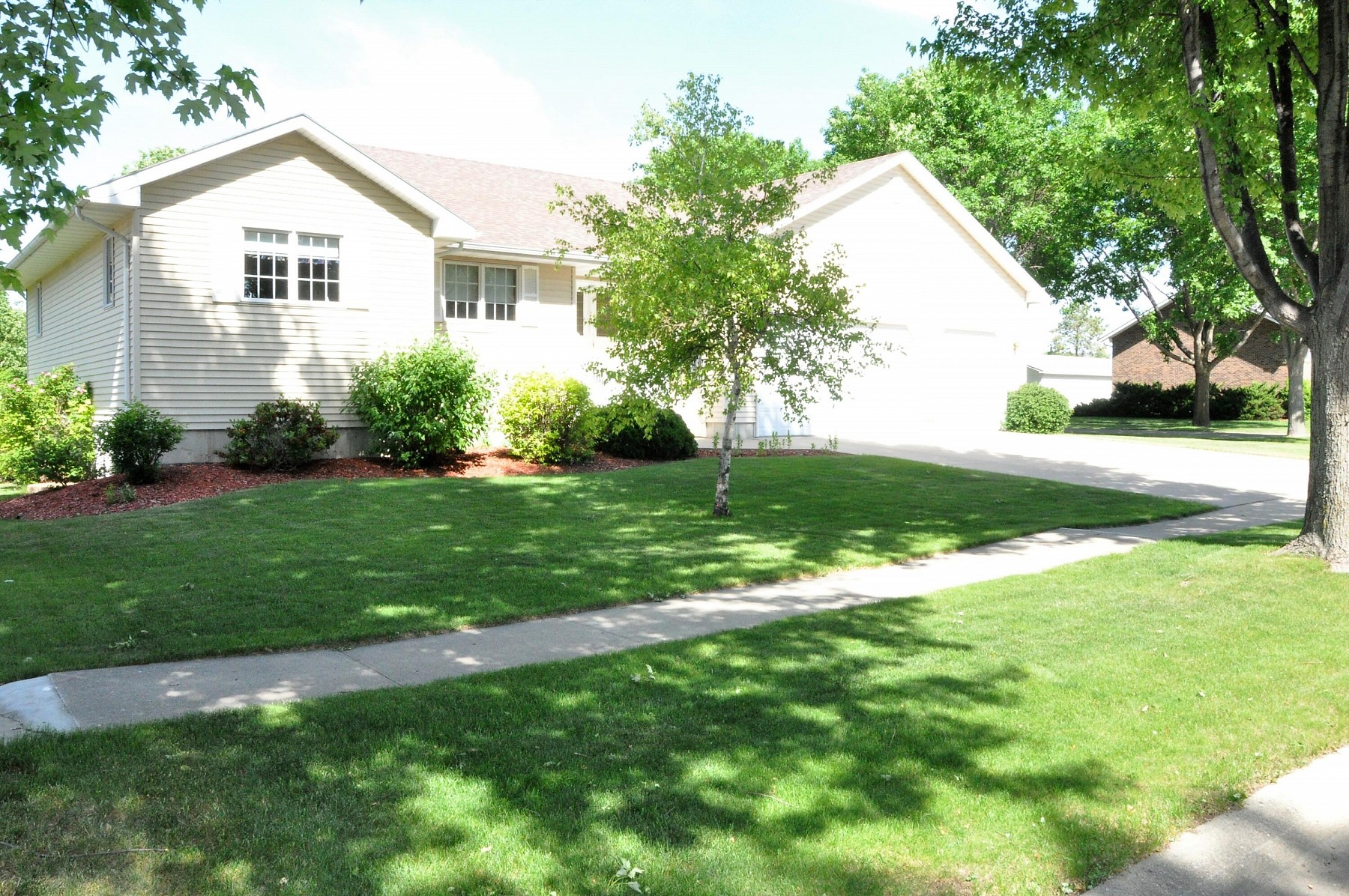 1004 Hammond Avenue, Brookings, SD 57006