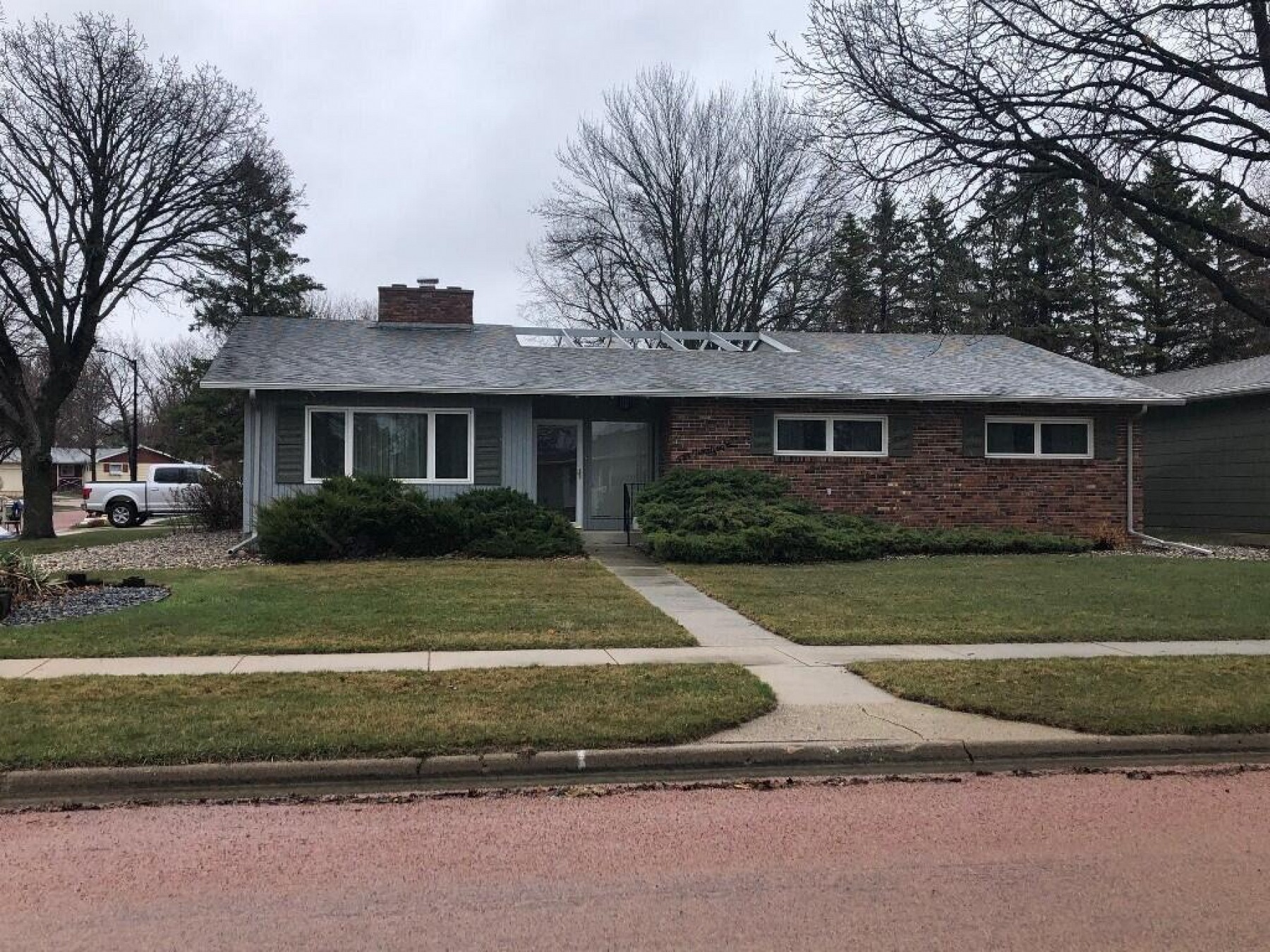 1028 Circle Drive, Brookings, SD 57006