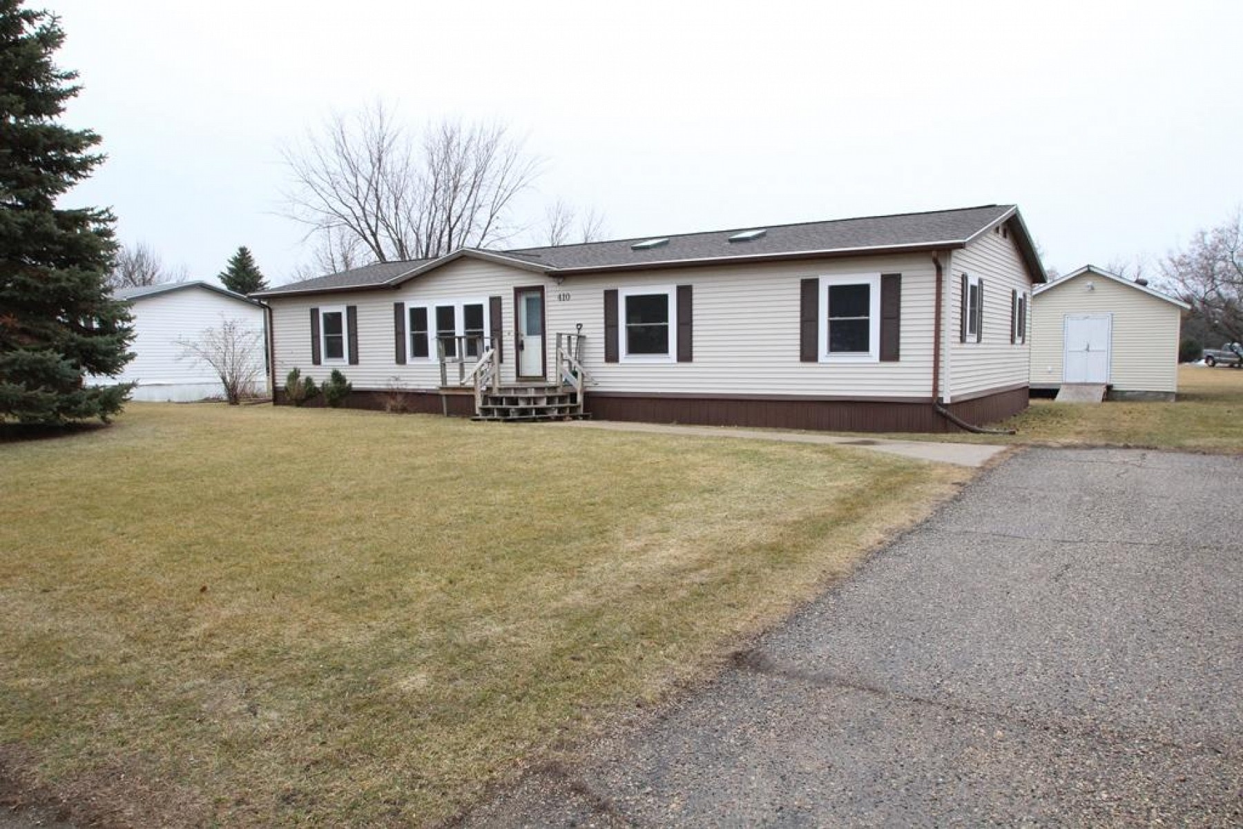 410 Wye Mesa, Brookings, SD 57006