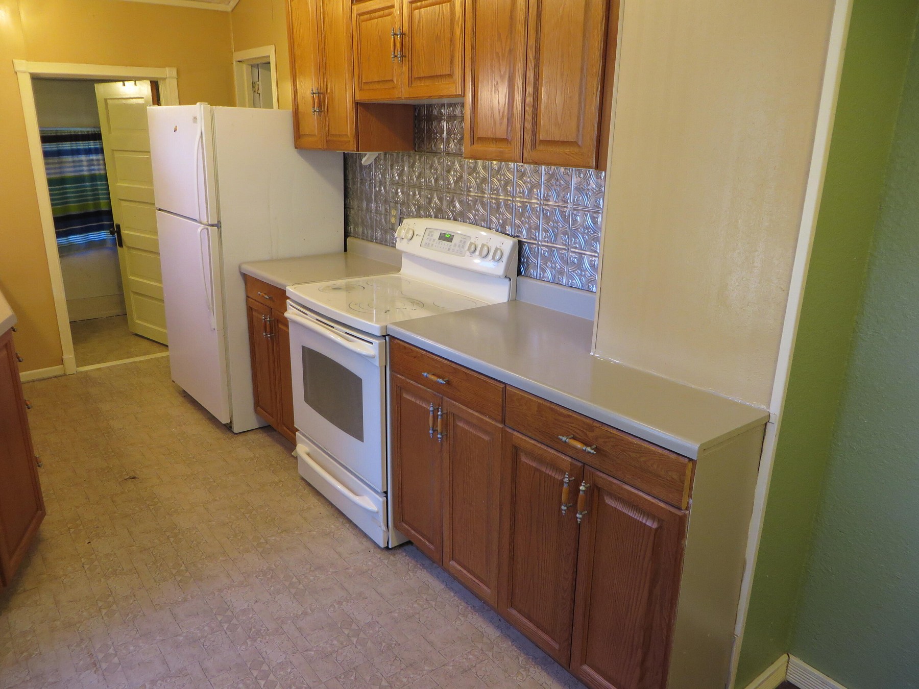 301 Park Avenue N, Lake Preston, SD 57249