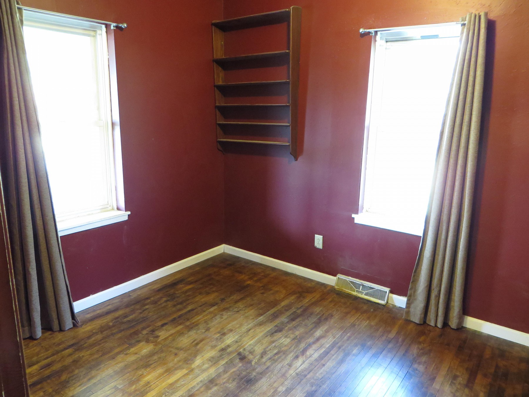 806 6th Street, Volga, SD 57071