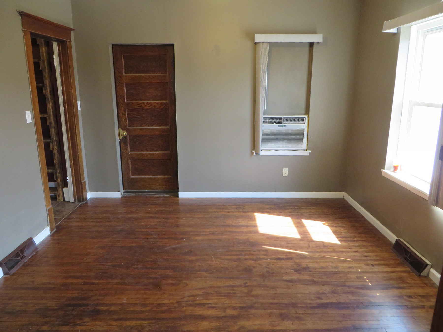 806 6th Street, Volga, SD 57071