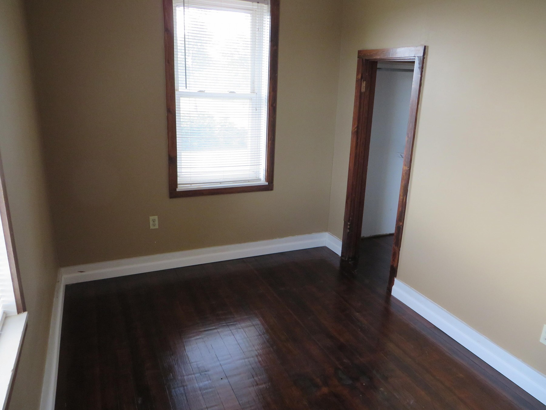 806 6th Street, Volga, SD 57071