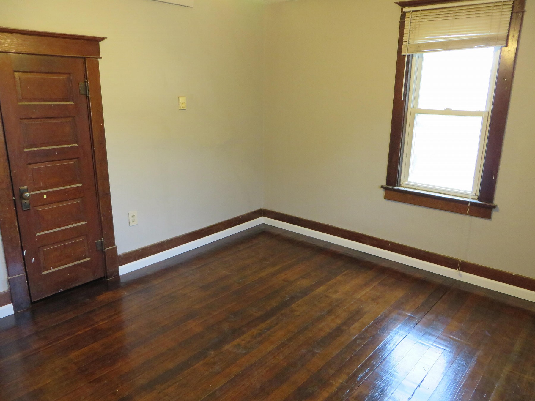 806 6th Street, Volga, SD 57071