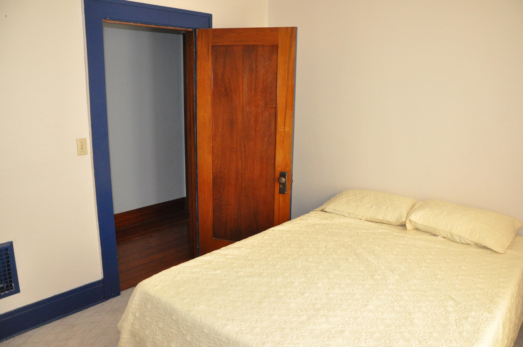 605 2nd Avenue, Flandreau, SD 57028