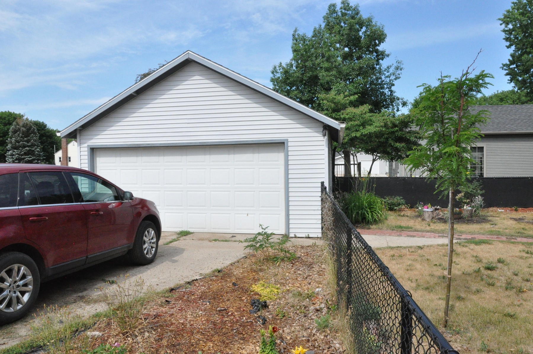 605 2nd Avenue, Flandreau, SD 57028