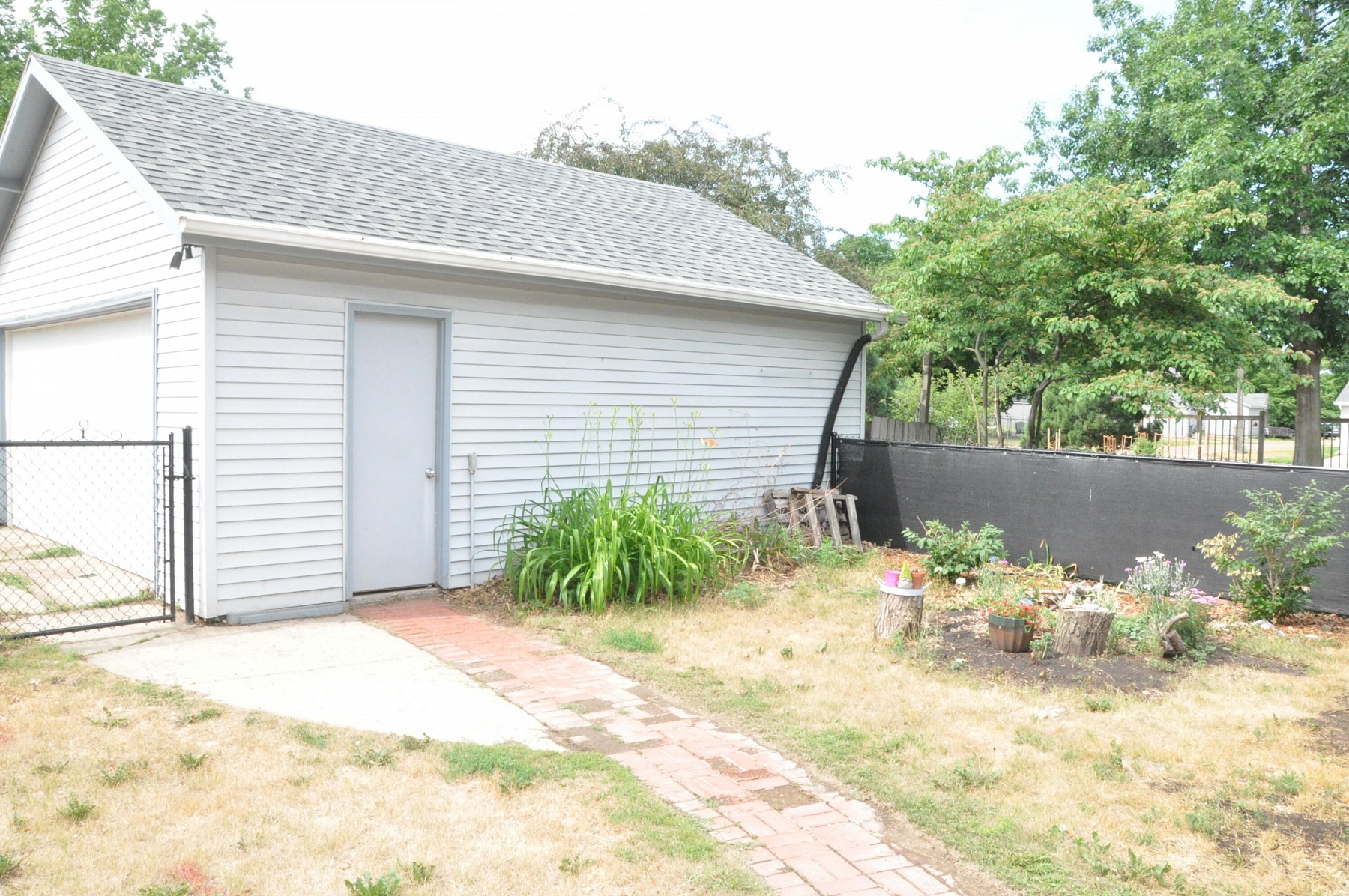 605 2nd Avenue, Flandreau, SD 57028