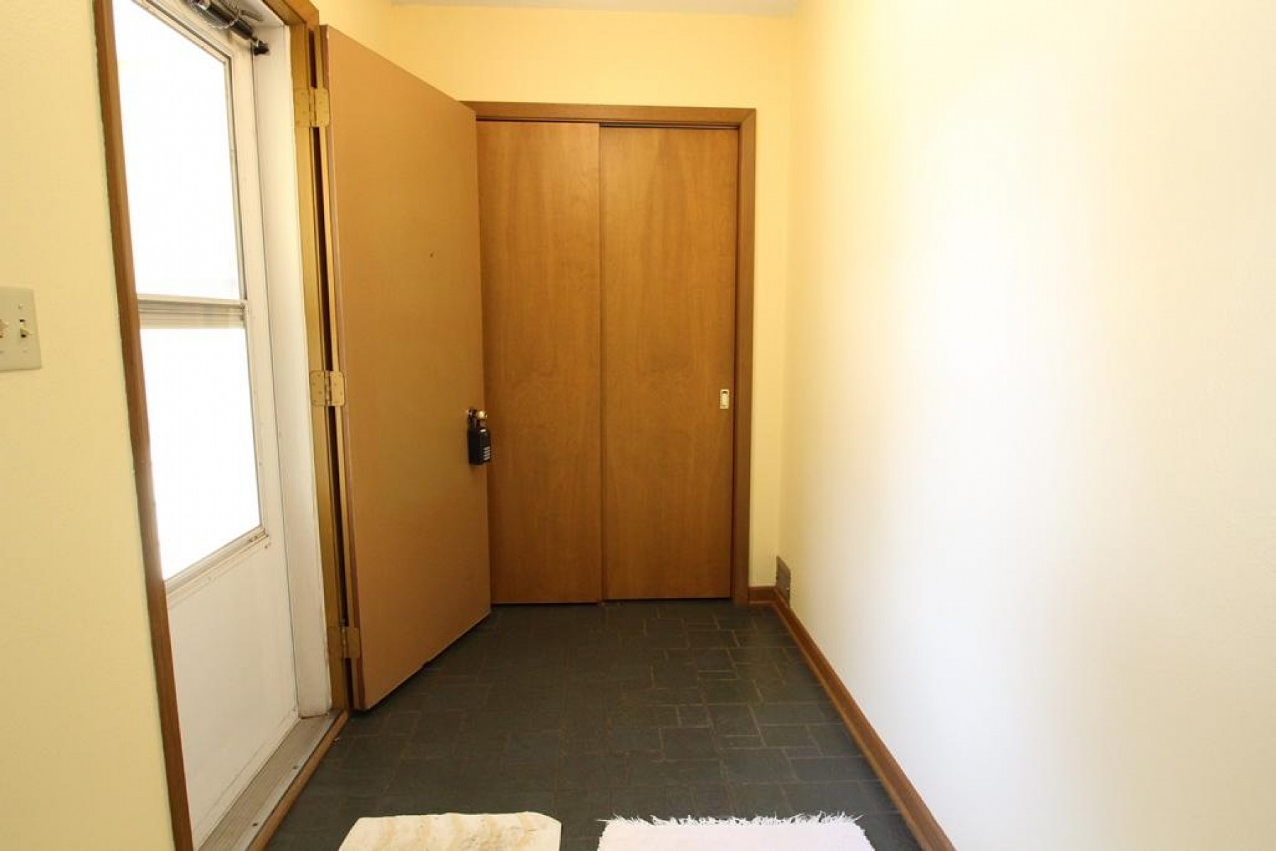 322 21st Avenue, Brookings, SD 57006