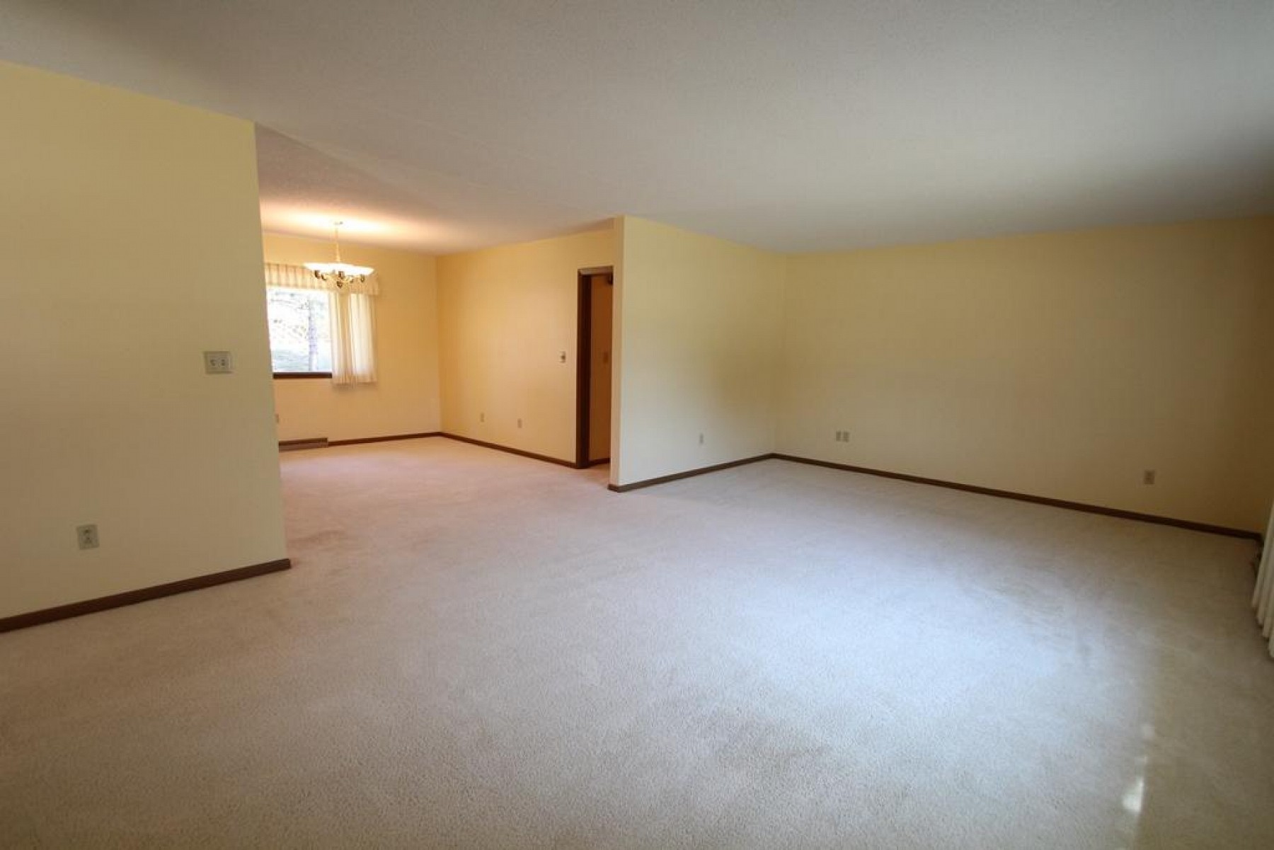 322 21st Avenue, Brookings, SD 57006