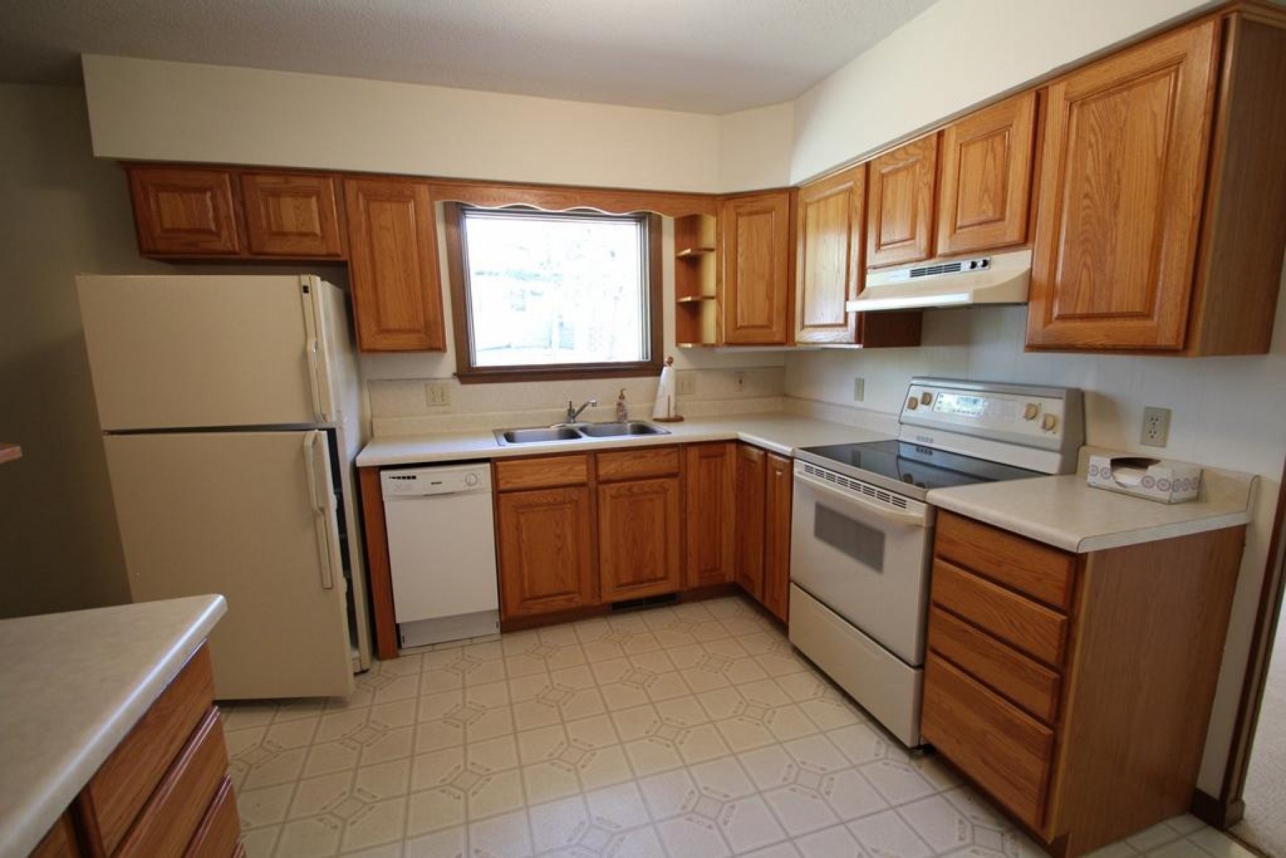 322 21st Avenue, Brookings, SD 57006