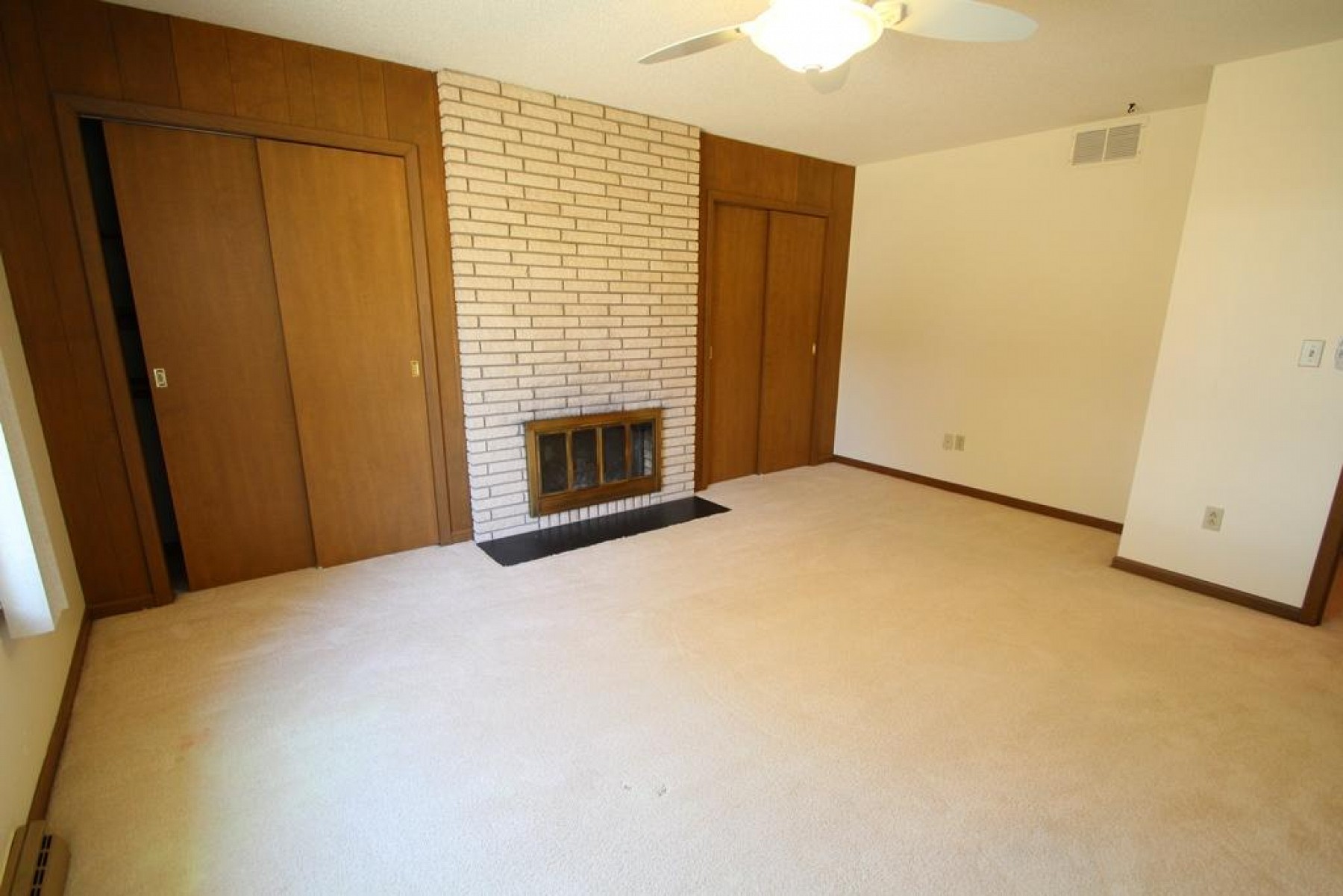 322 21st Avenue, Brookings, SD 57006