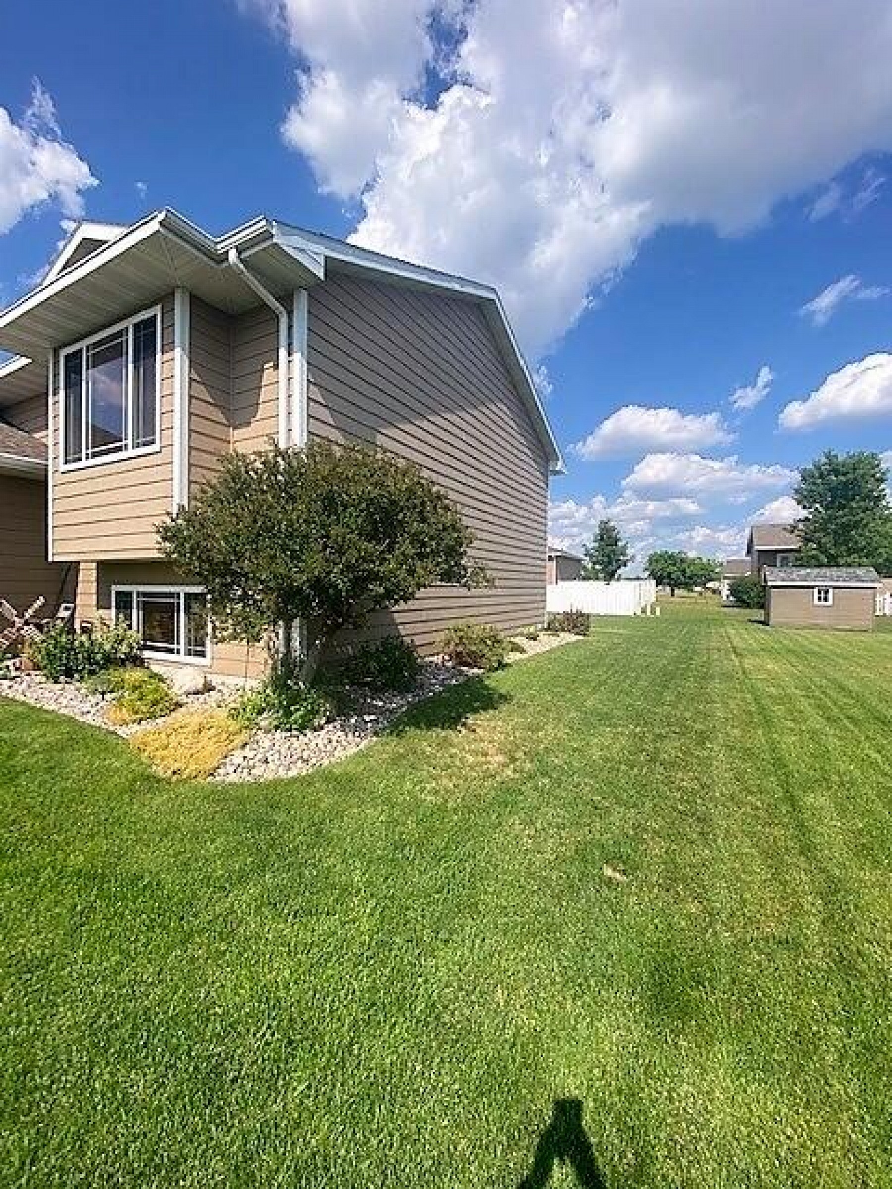 2315 16th Avenue S, Brookings, SD 57006