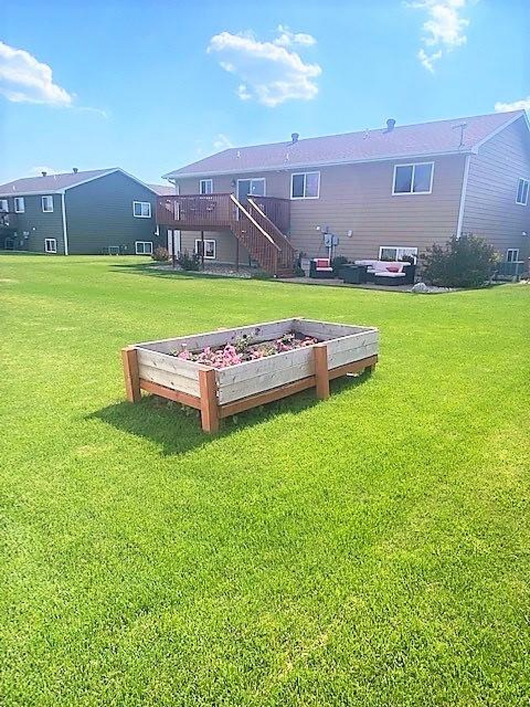 2315 16th Avenue S, Brookings, SD 57006